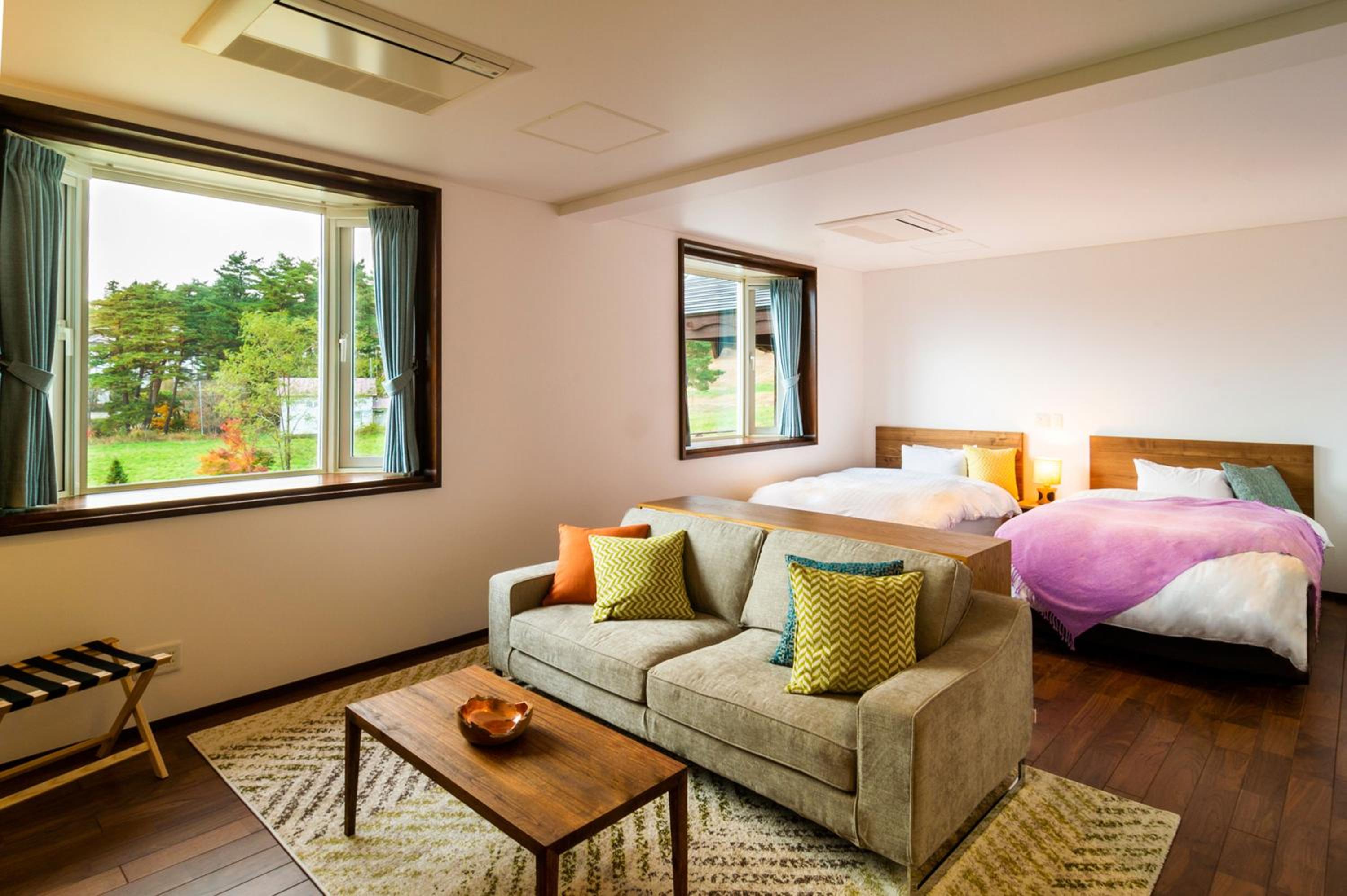 Large Twin Room