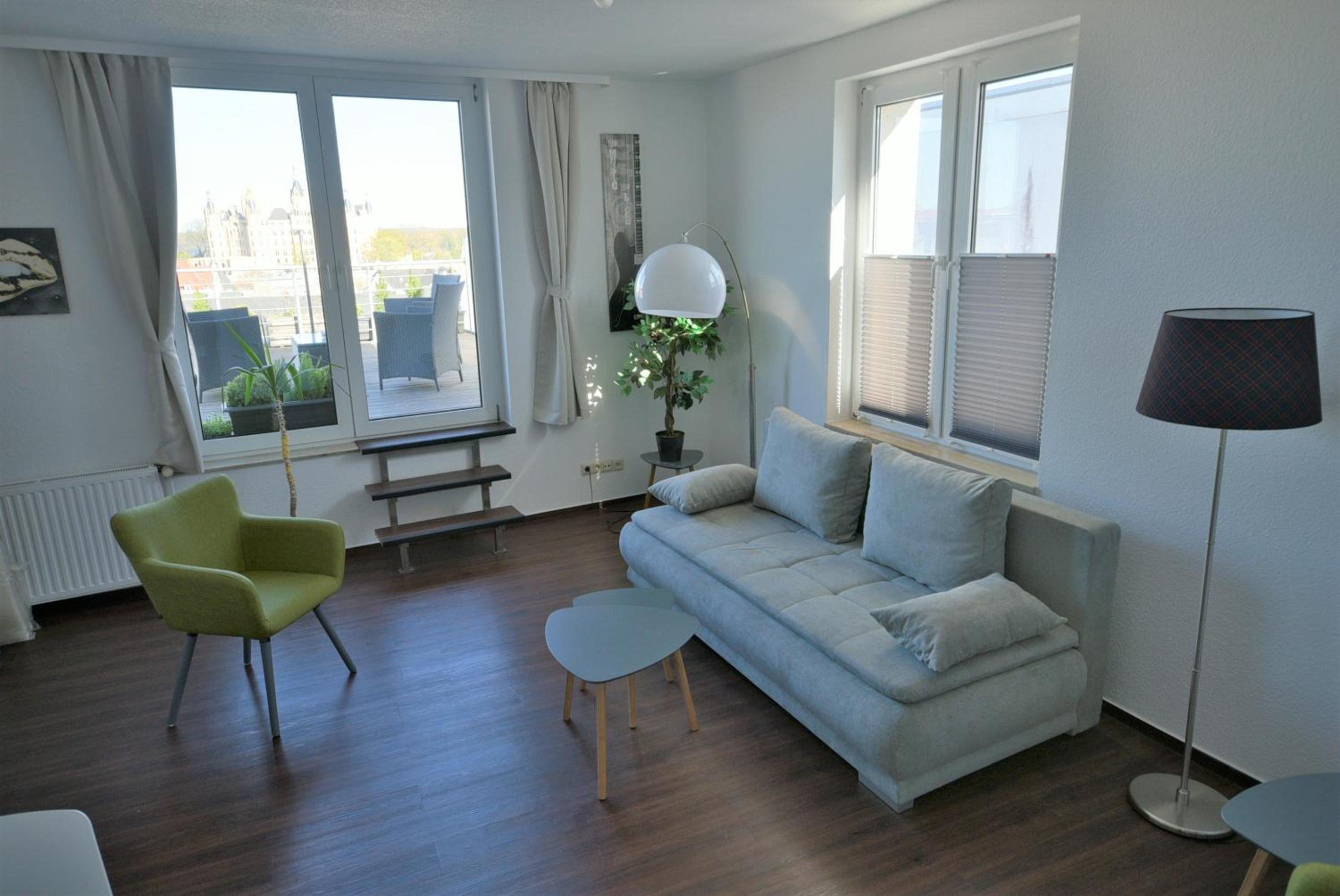 Penthouse - Photo 3