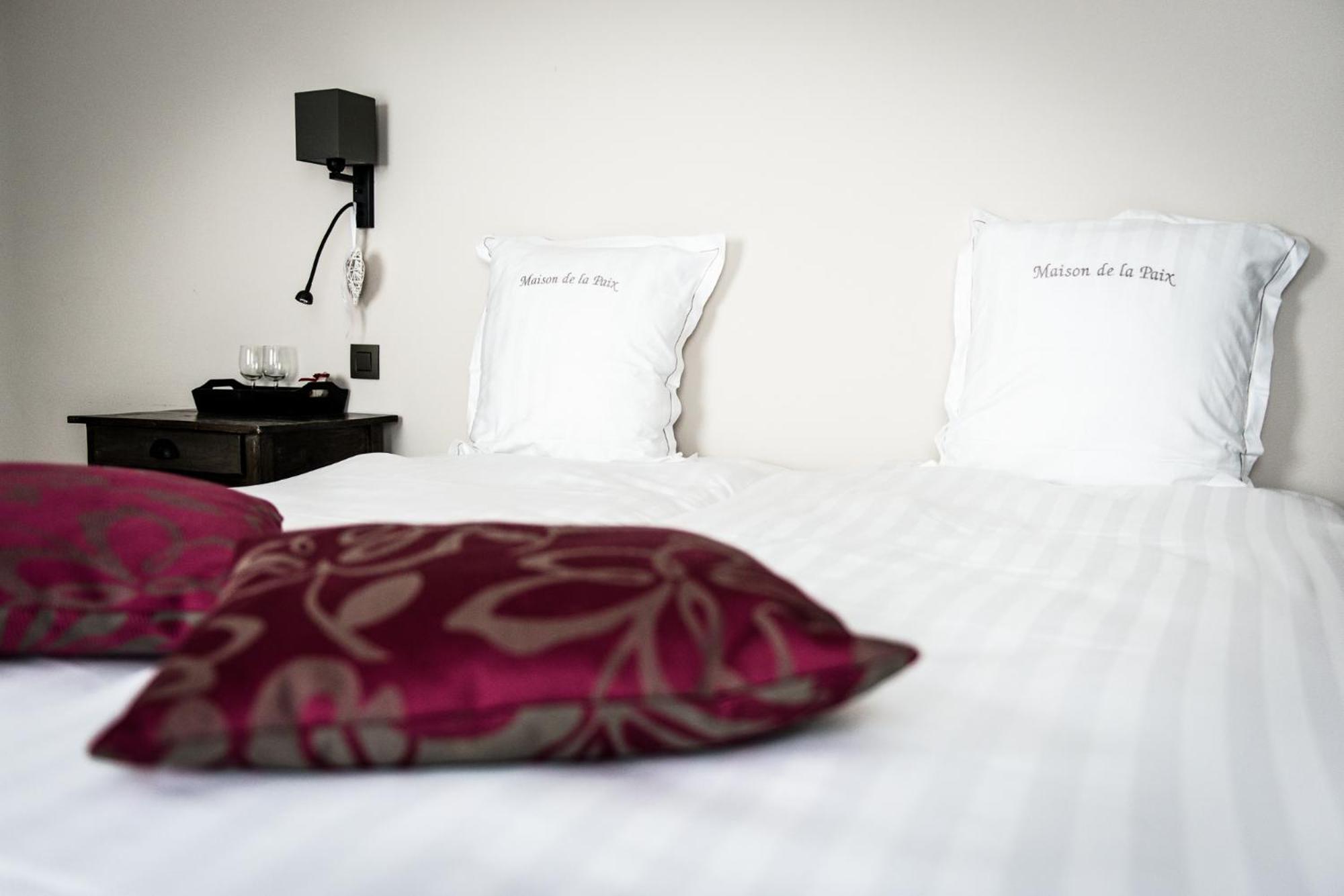 Standard Double Room photo 2