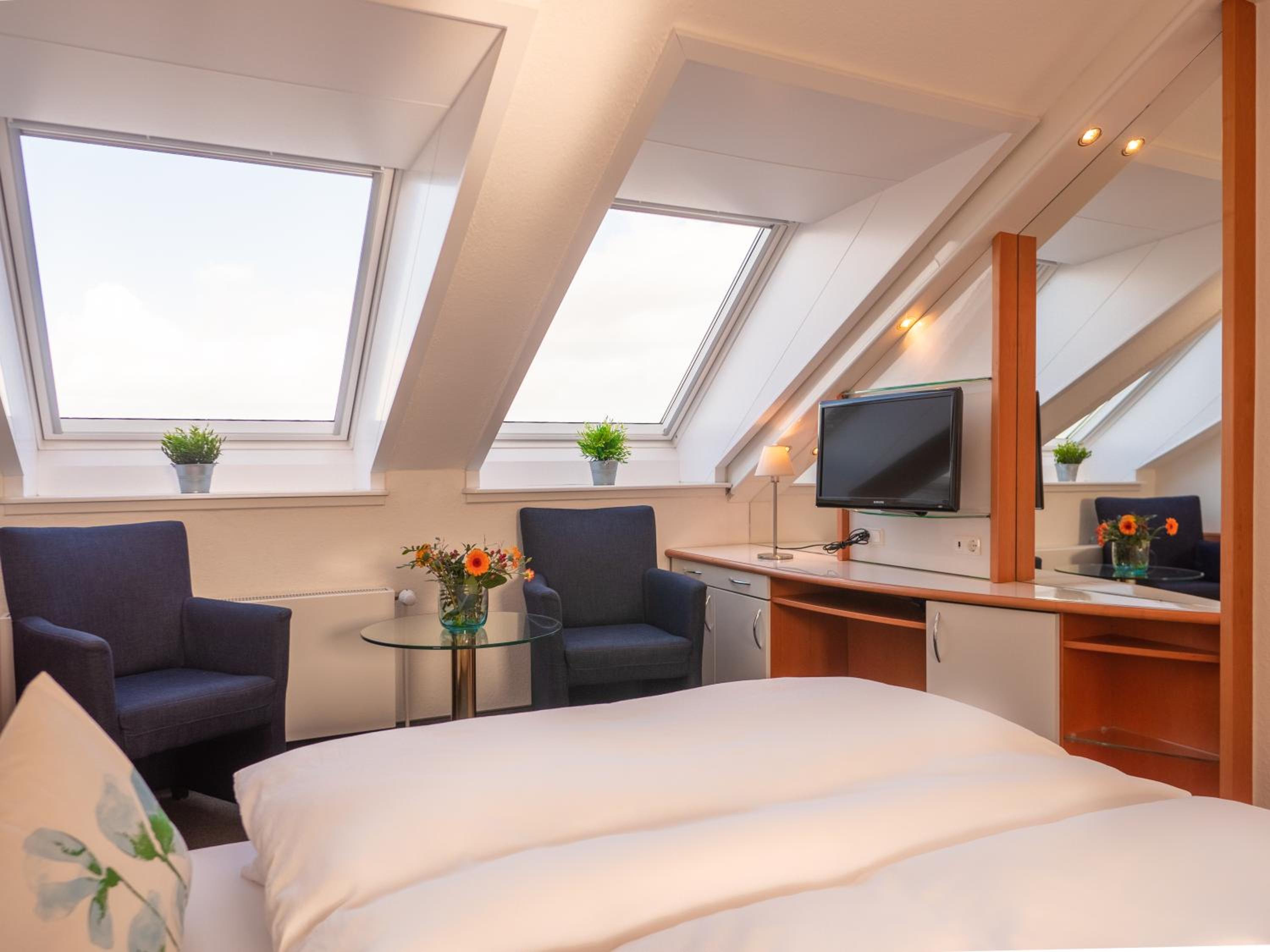 Double Room with Lake View
