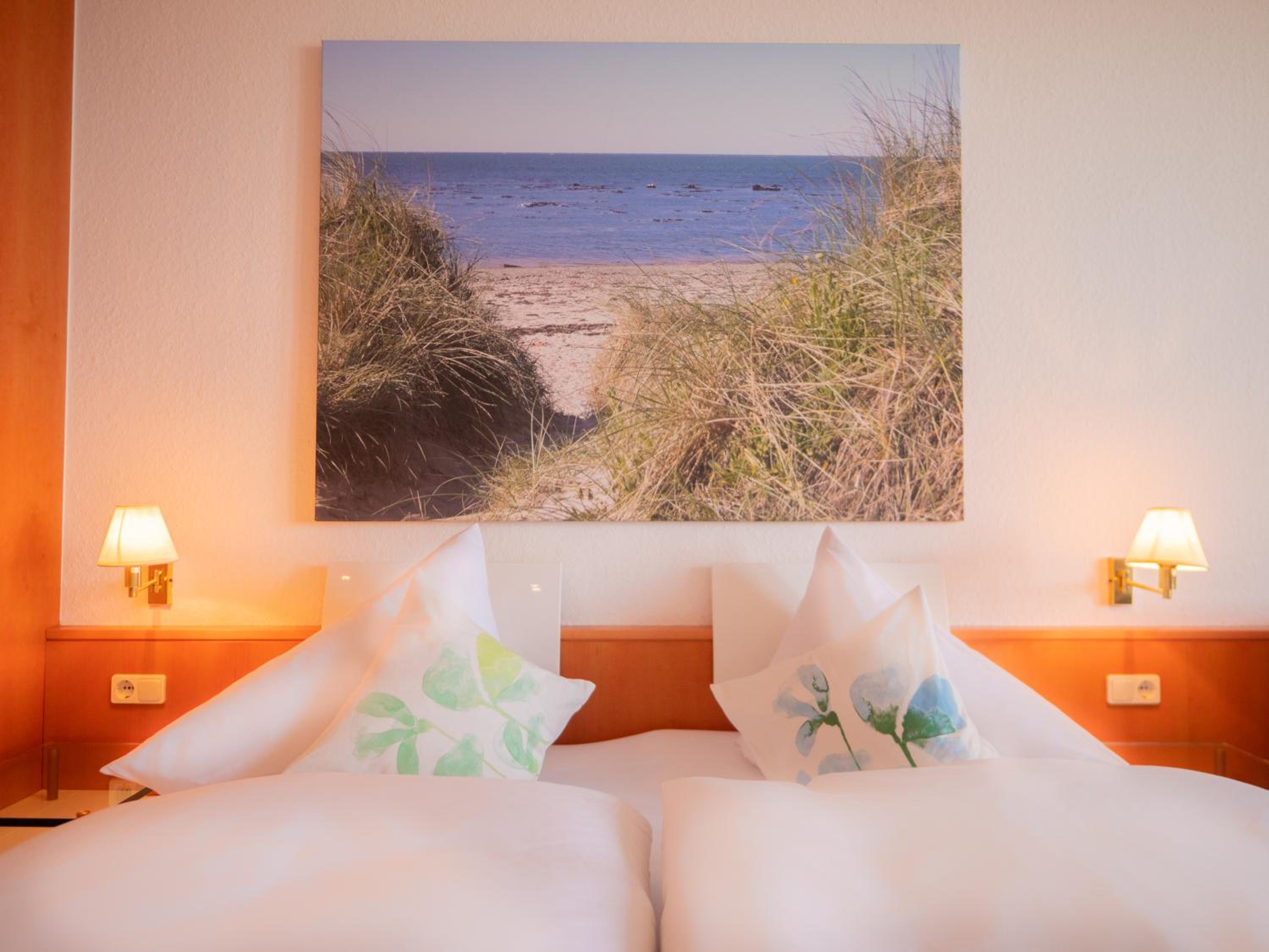 Double Room with Lake View and Balcony photo 3