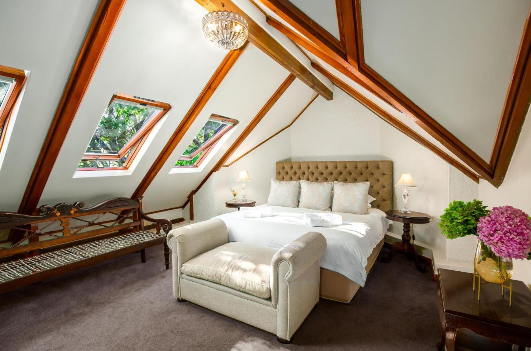 Luxury Loft Room - Photo 6