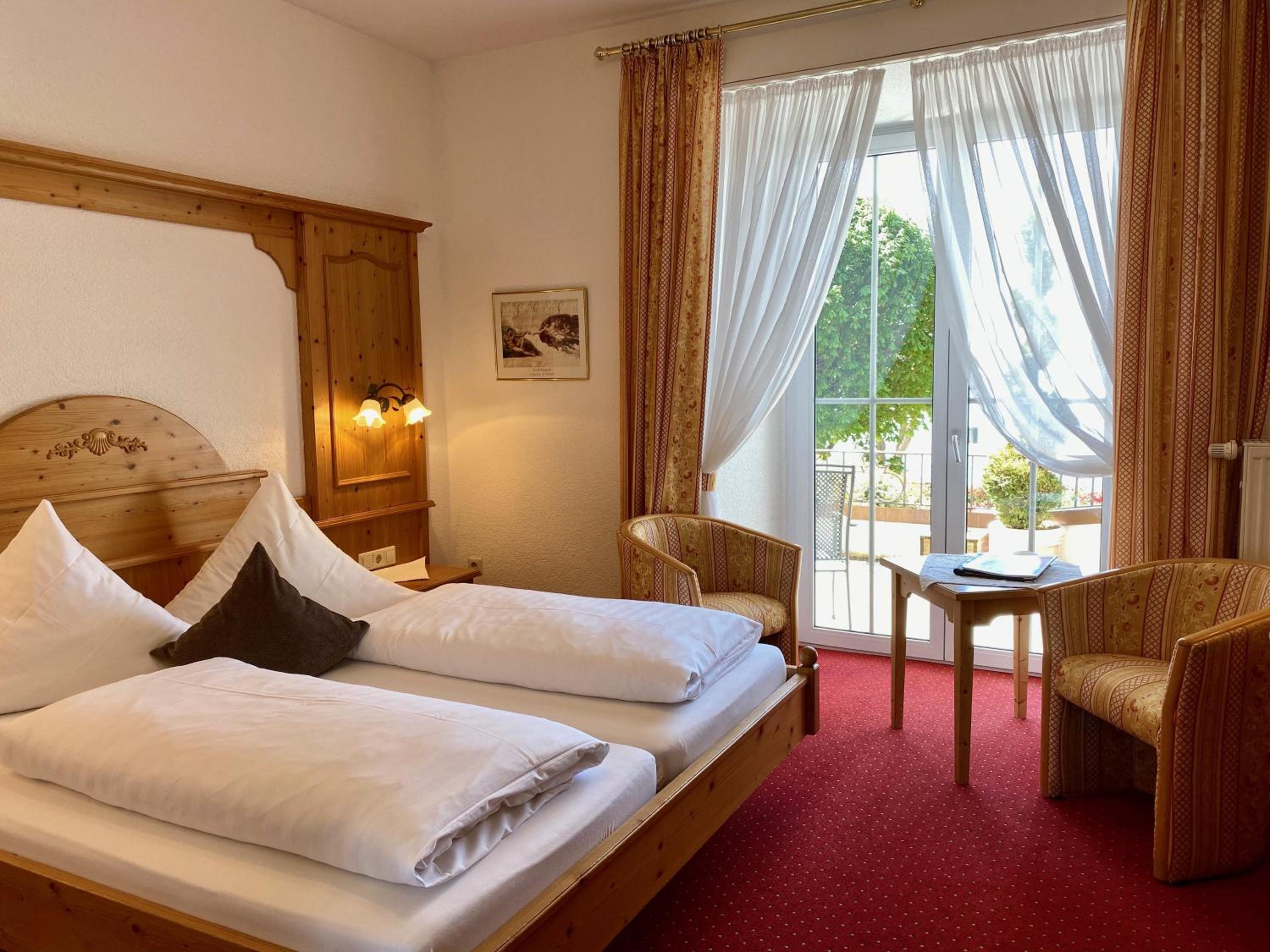 Double Room with Lake View & Balcony