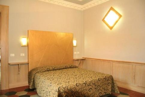 Superior Double or Twin Room - Photo 1