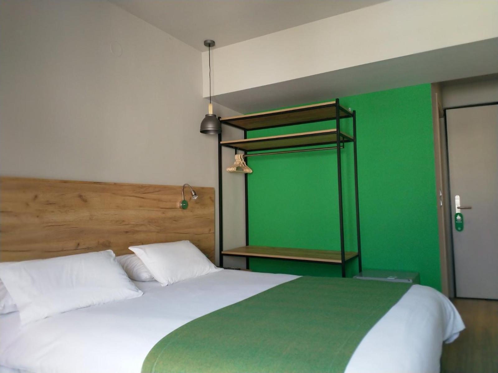 Double Room with Free Parking - Photo 1