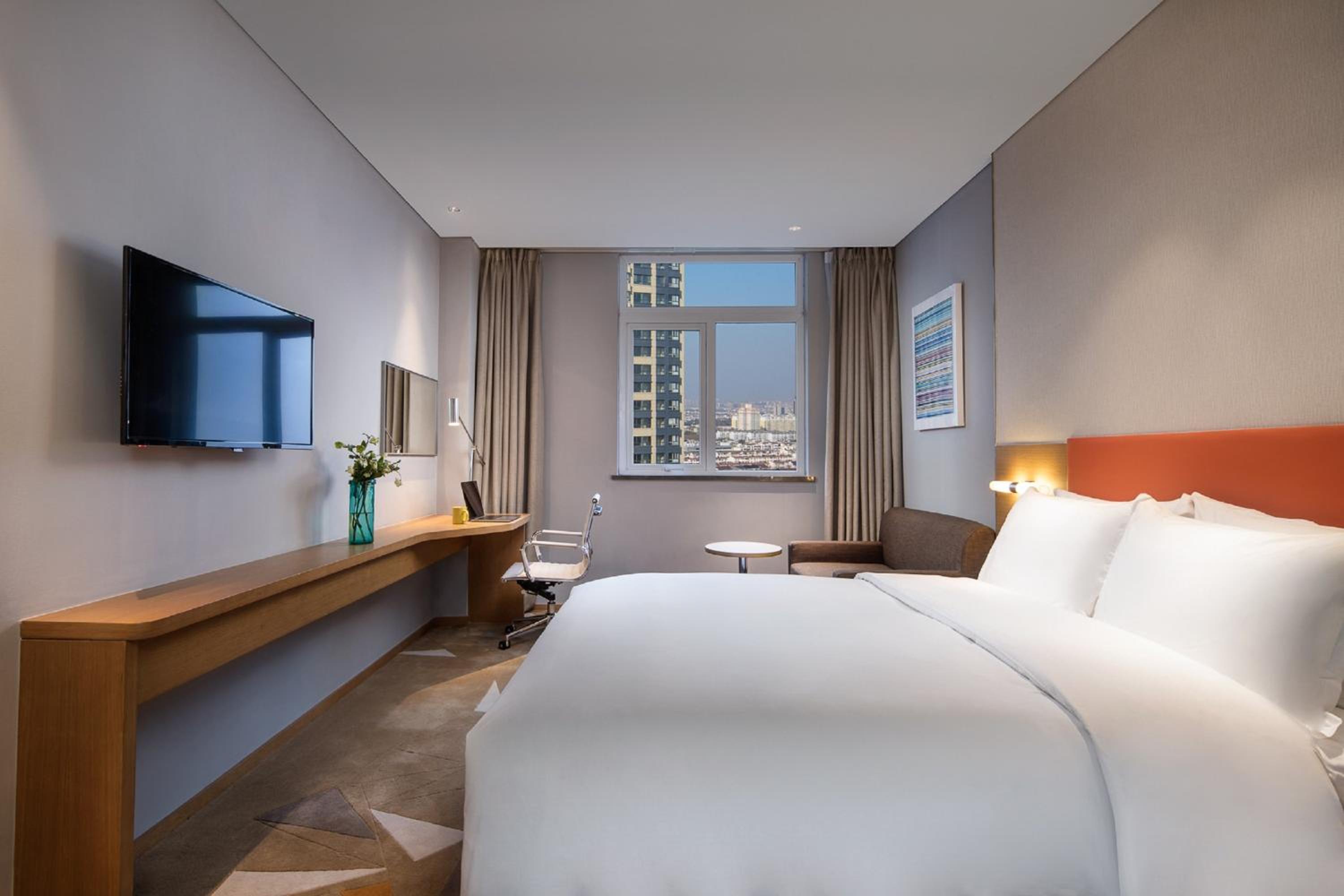 Standard King Room - High Floor