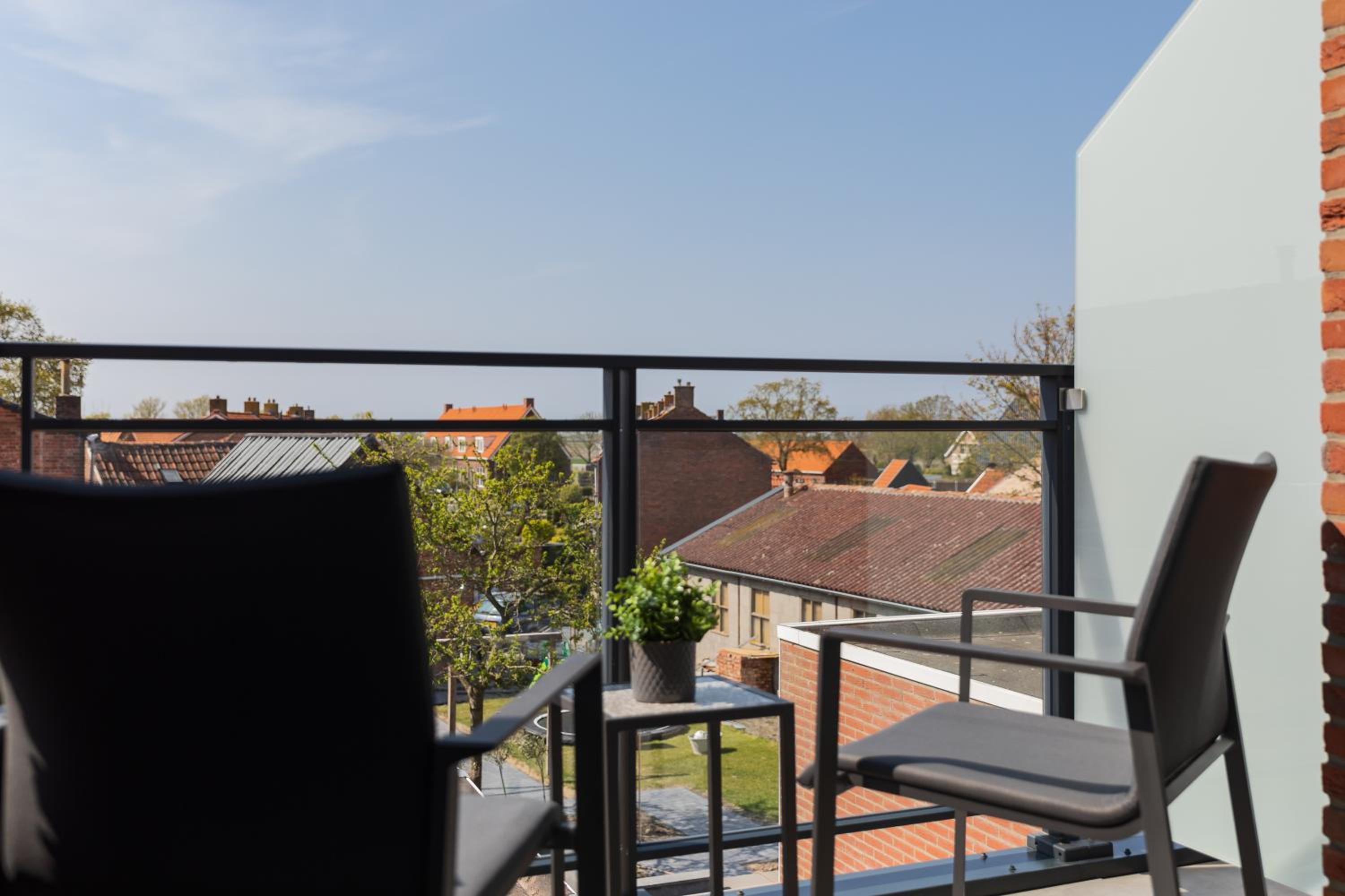 Deluxe Double Room with Balcony photo 2