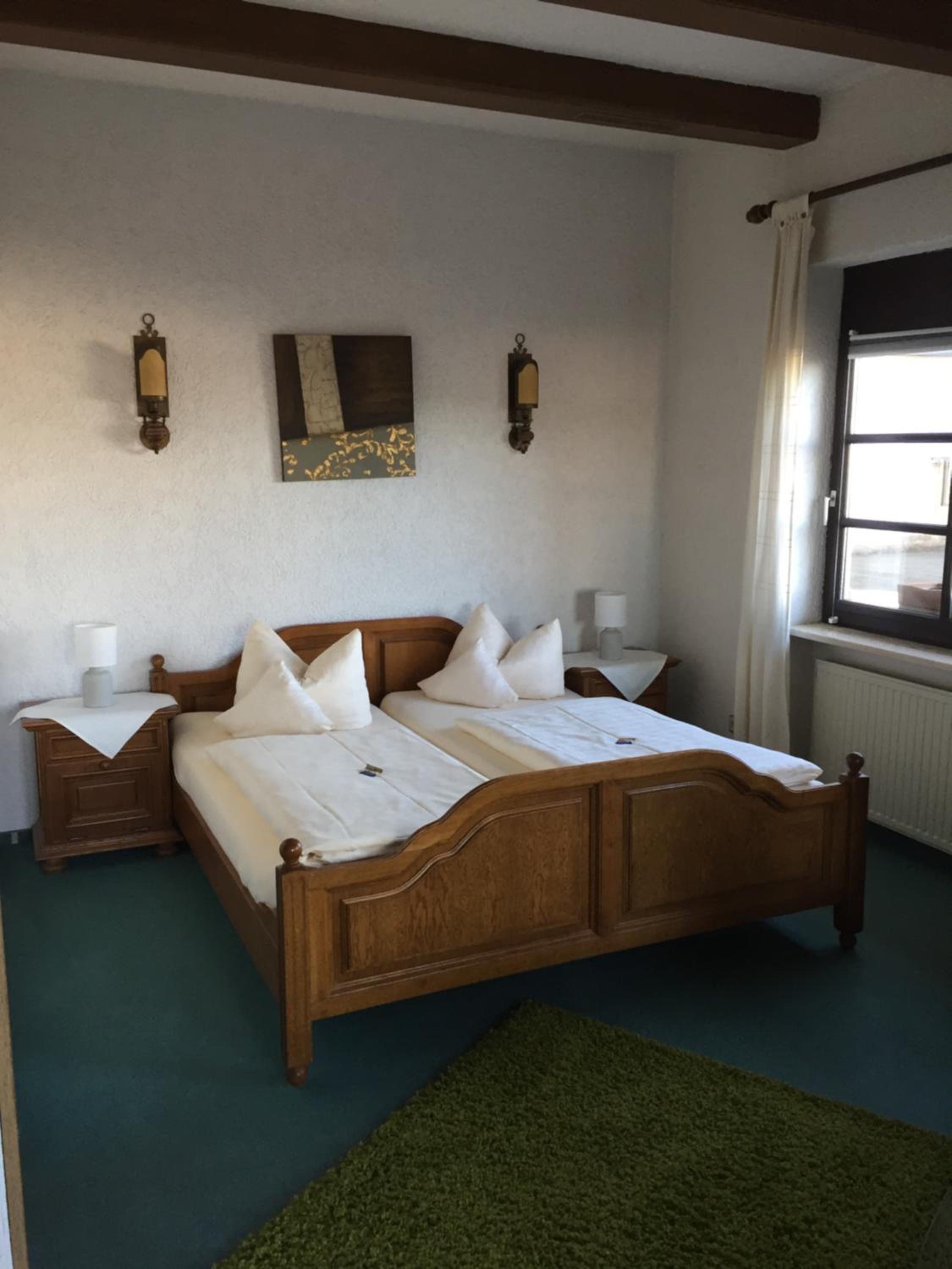 Budget Double Room - Photo 1