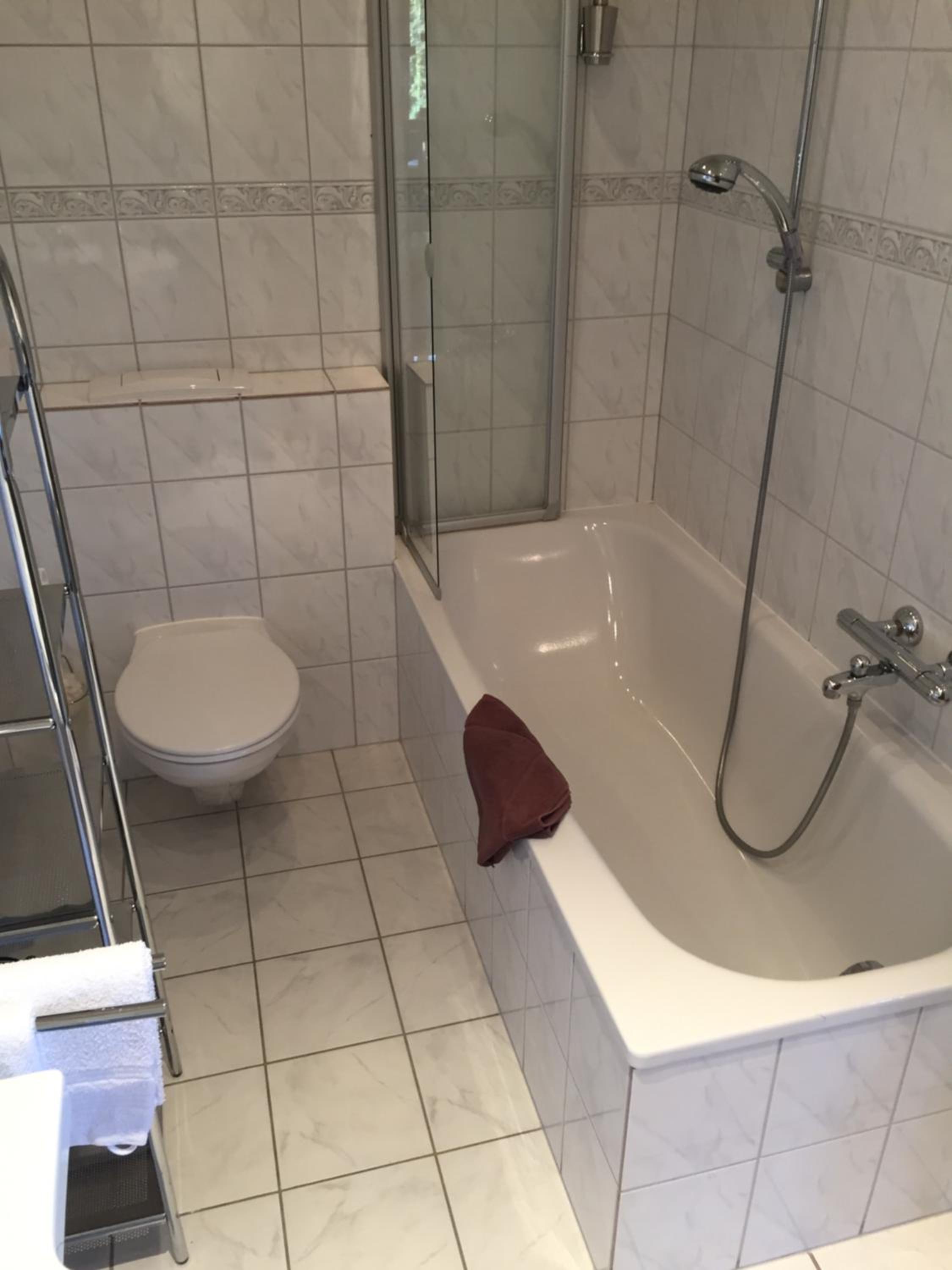 Budget Double Room - Photo 4