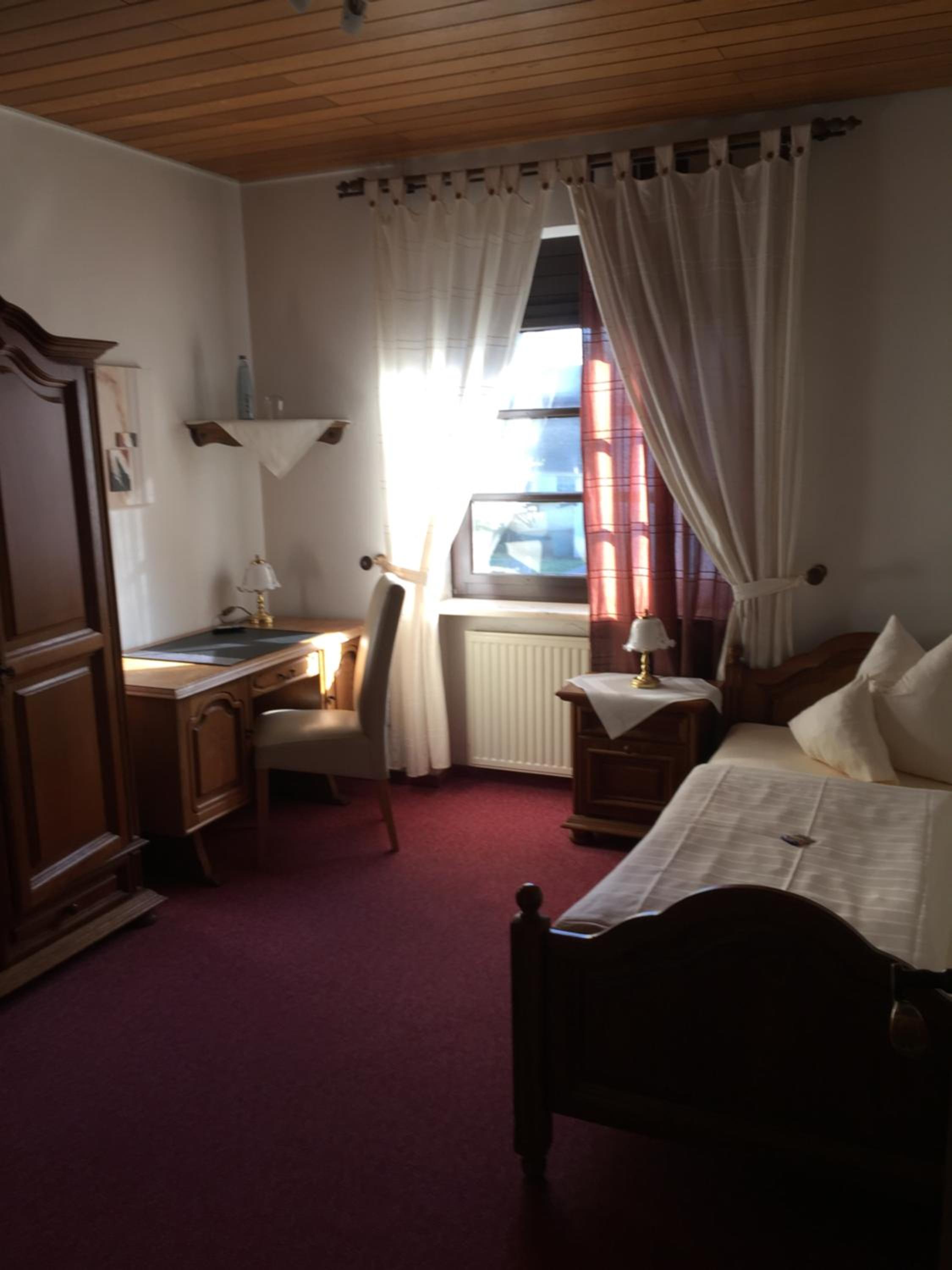 Single Room photo 3