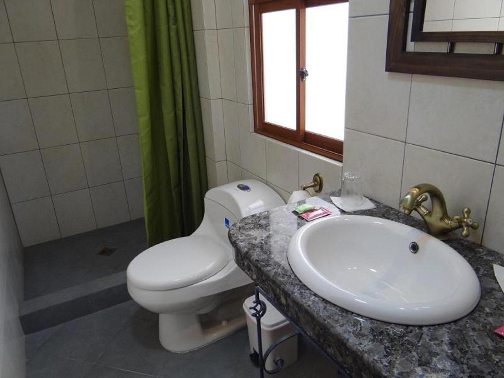 Single Room photo 3