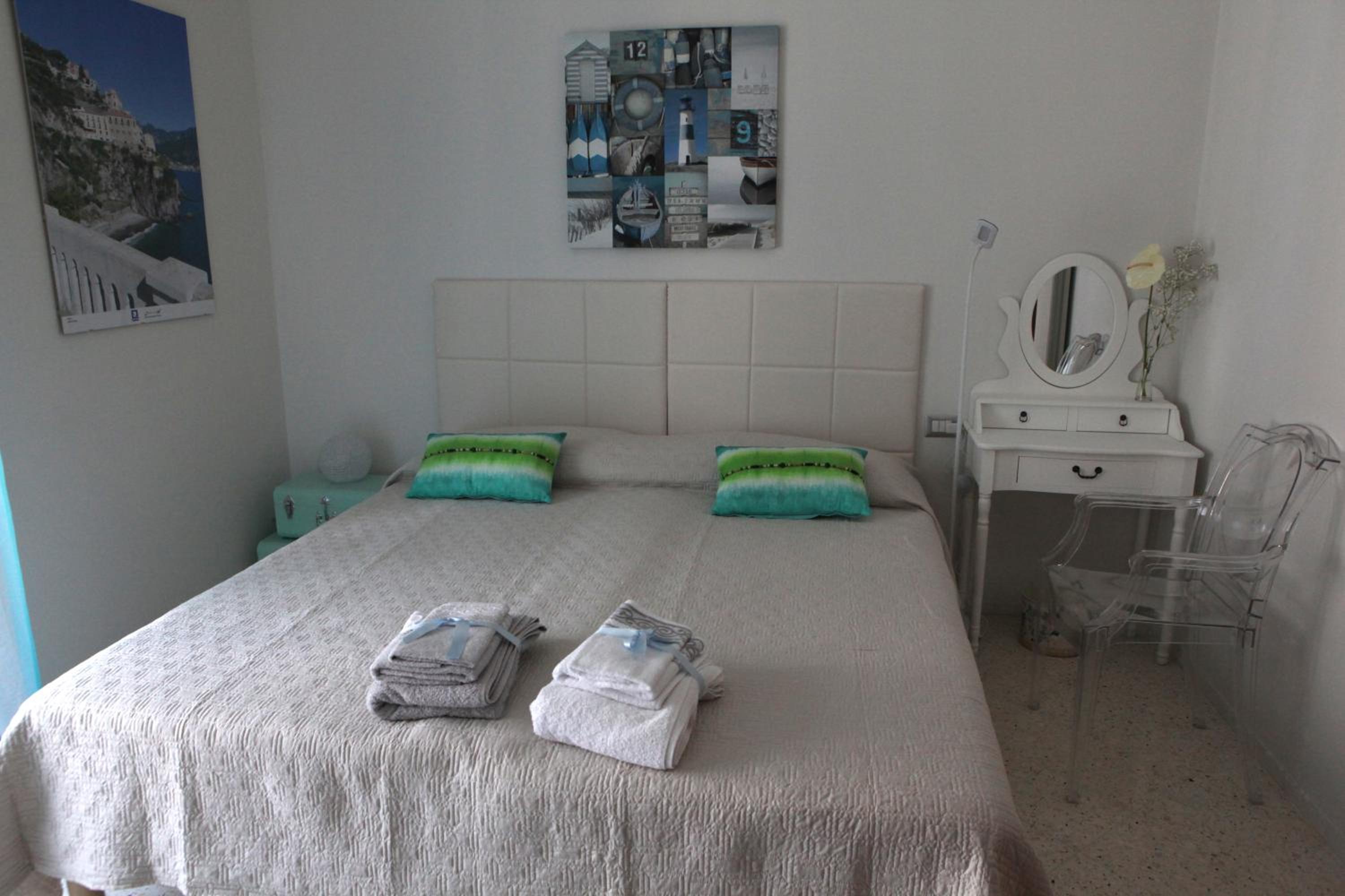 Double or Twin Room with Private Bathroom photo 1