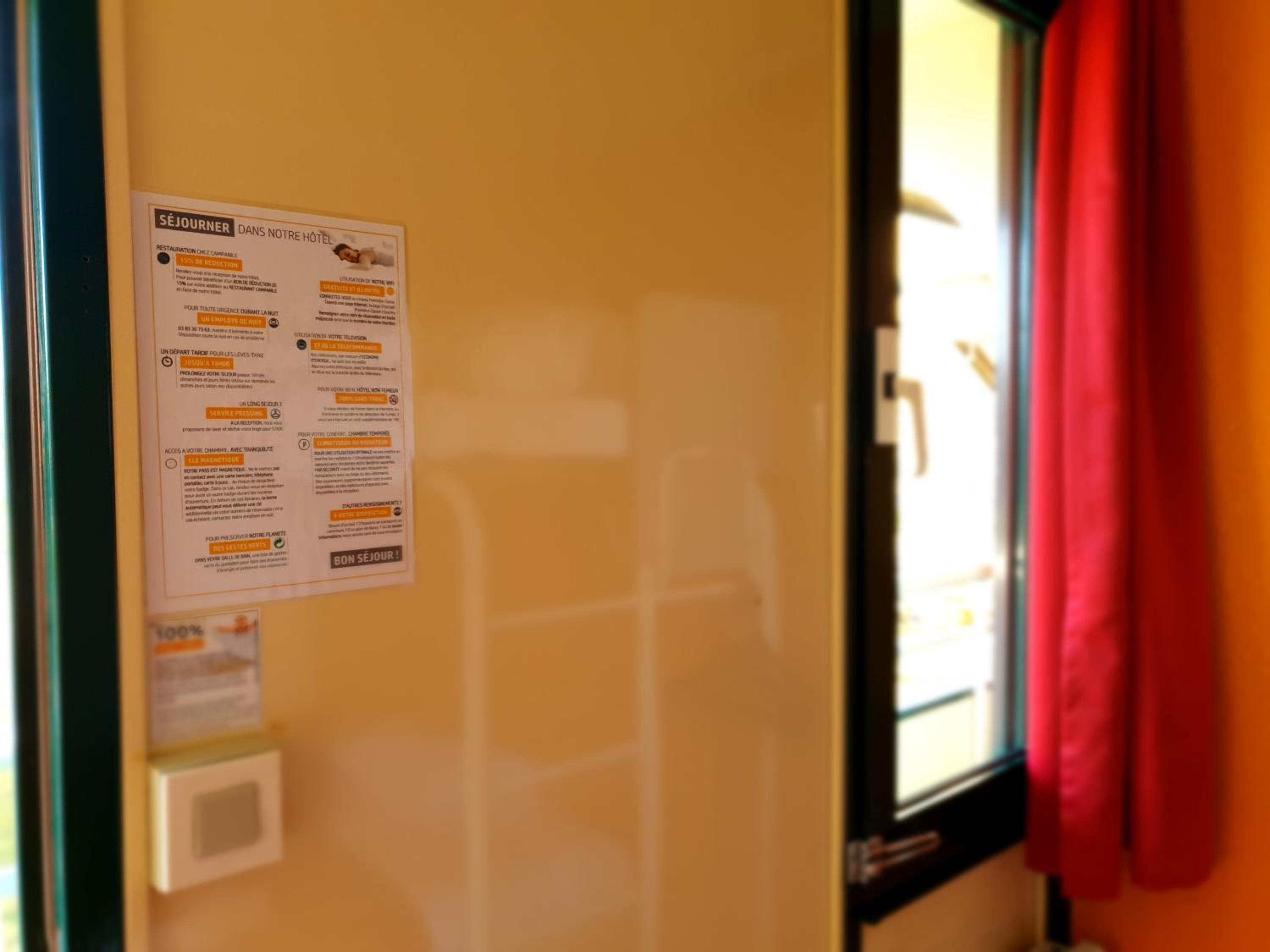 Double Room - Photo 12