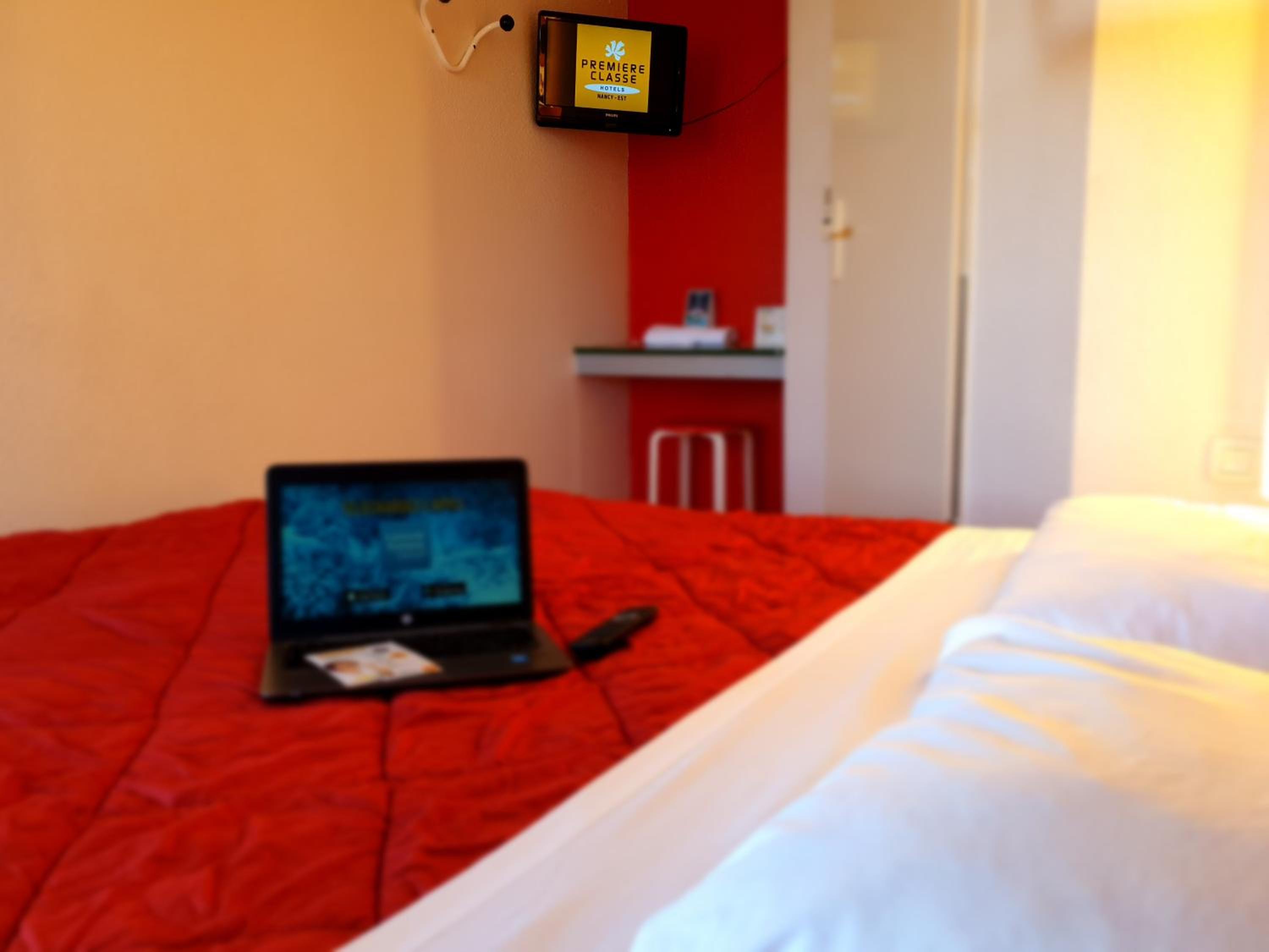 Double Room - Photo 14