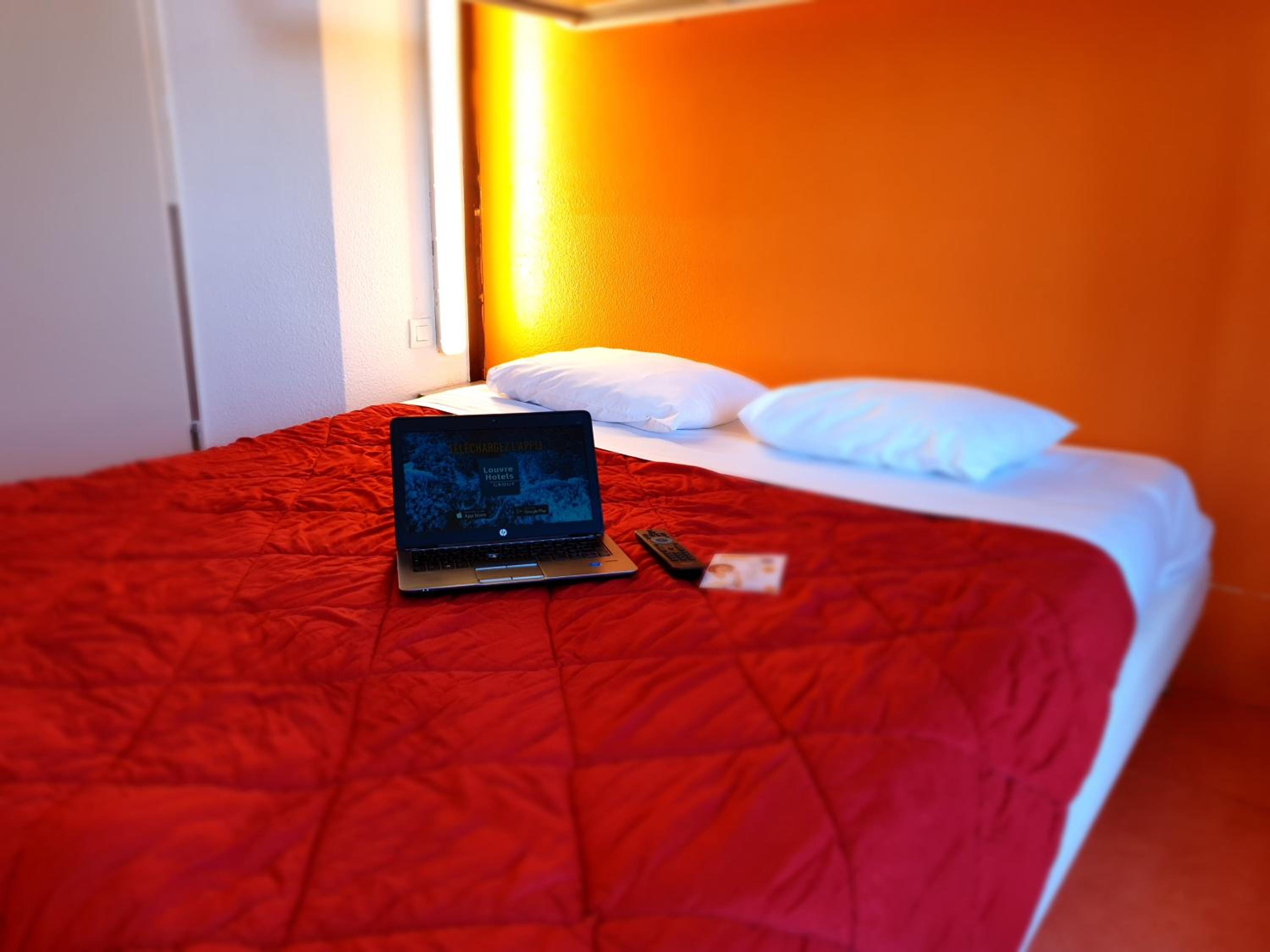 Double Room - Photo 15