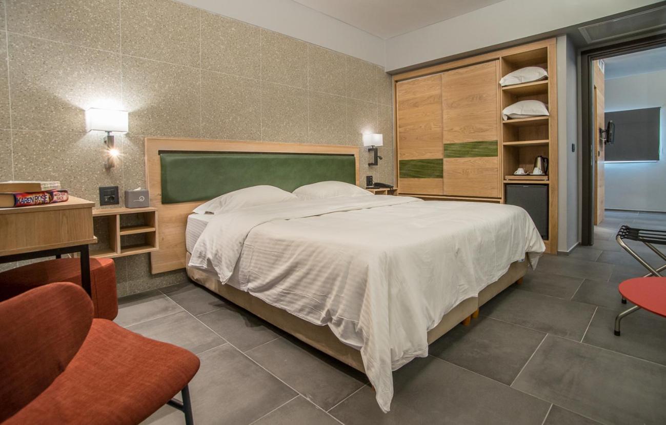 Superior Triple Room photo 3