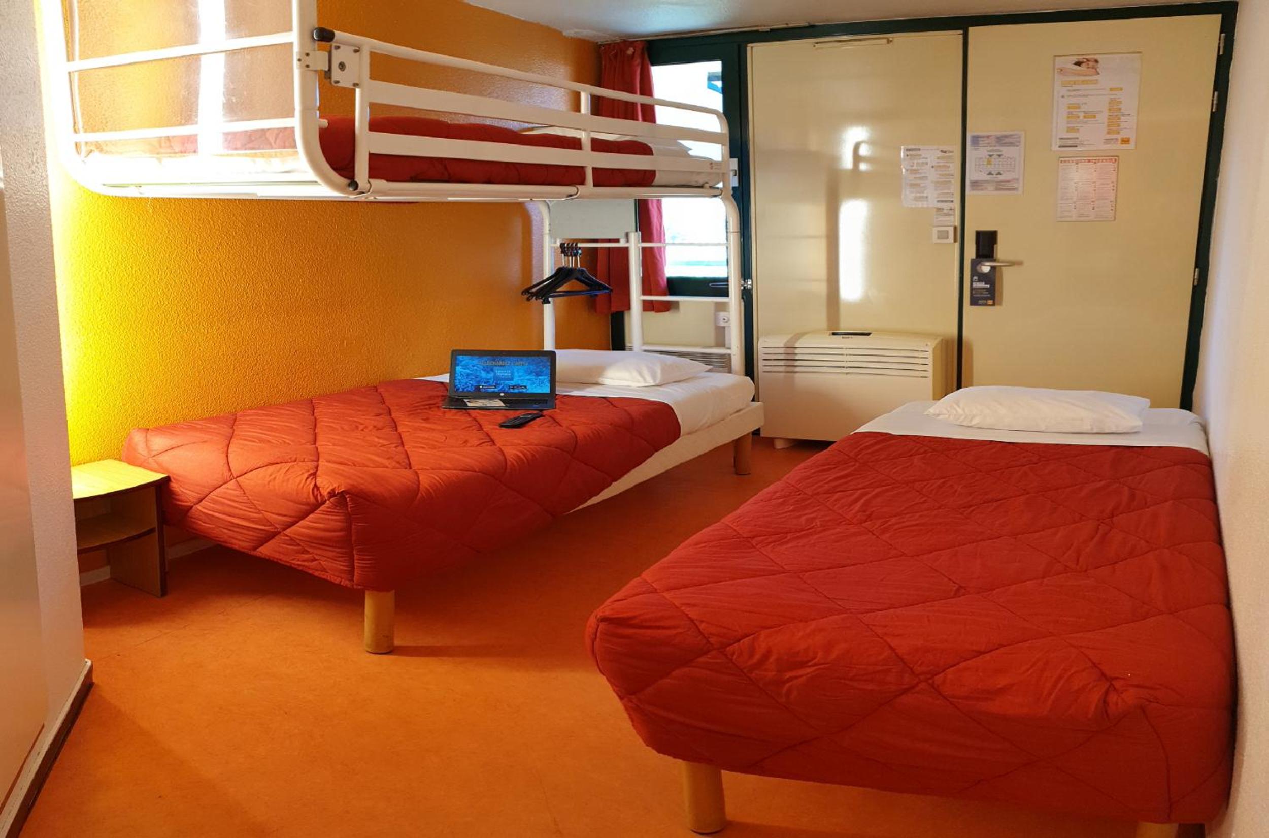 Triple Room - Photo 8