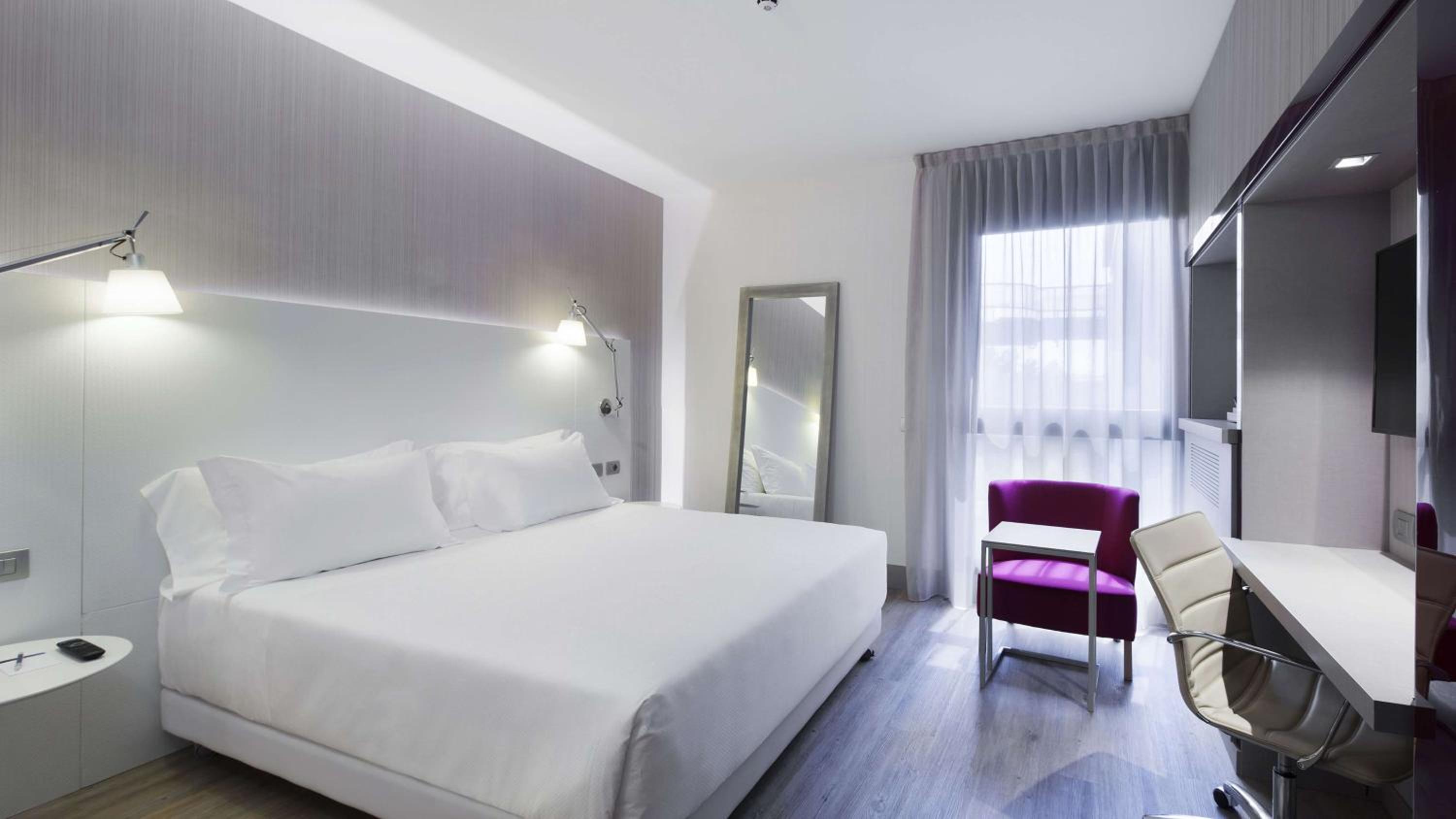 Superior Double or Twin Room - Photo 1