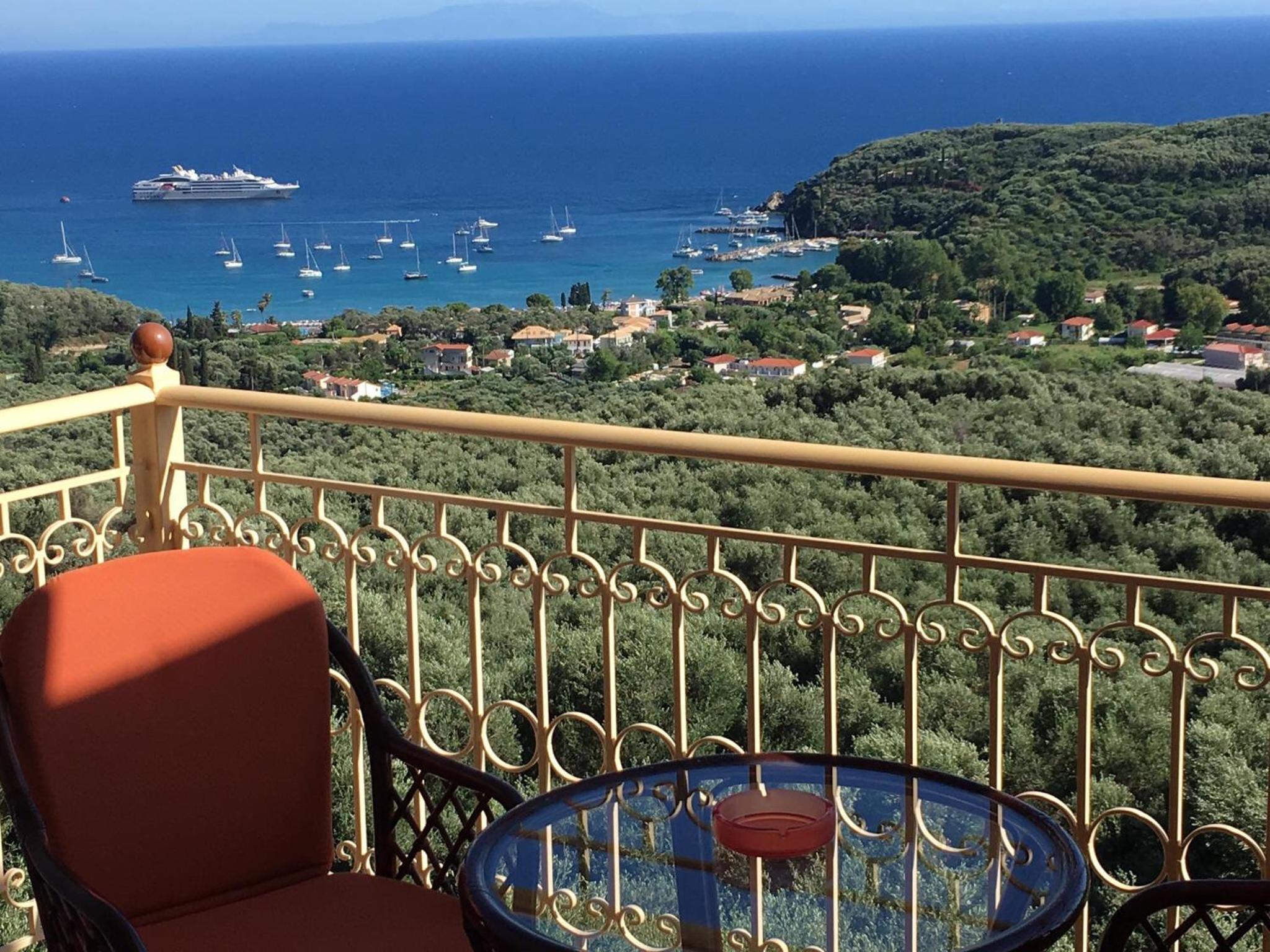Suite With Sea View photo 2