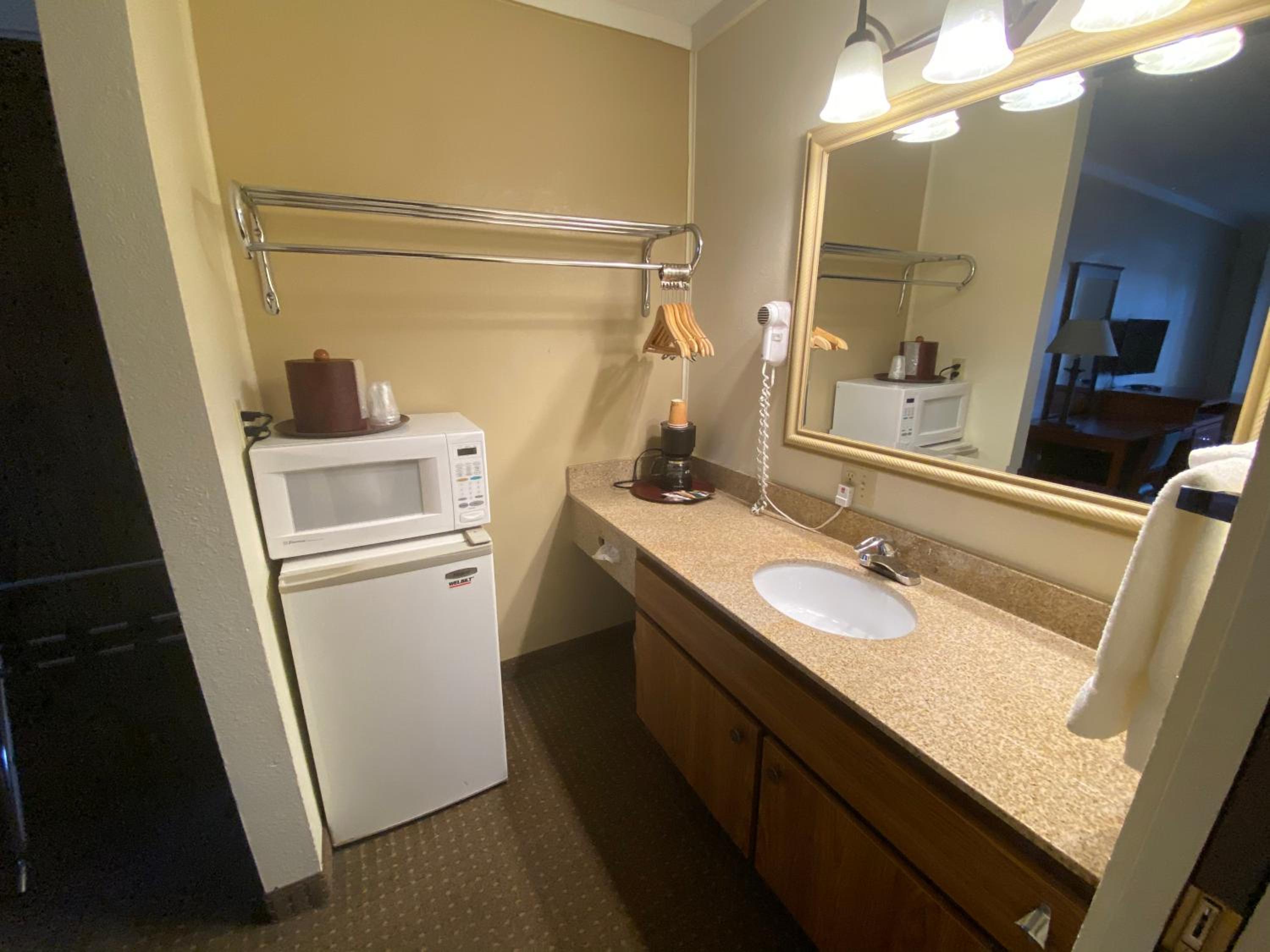 Deluxe Queen Room photo 2
