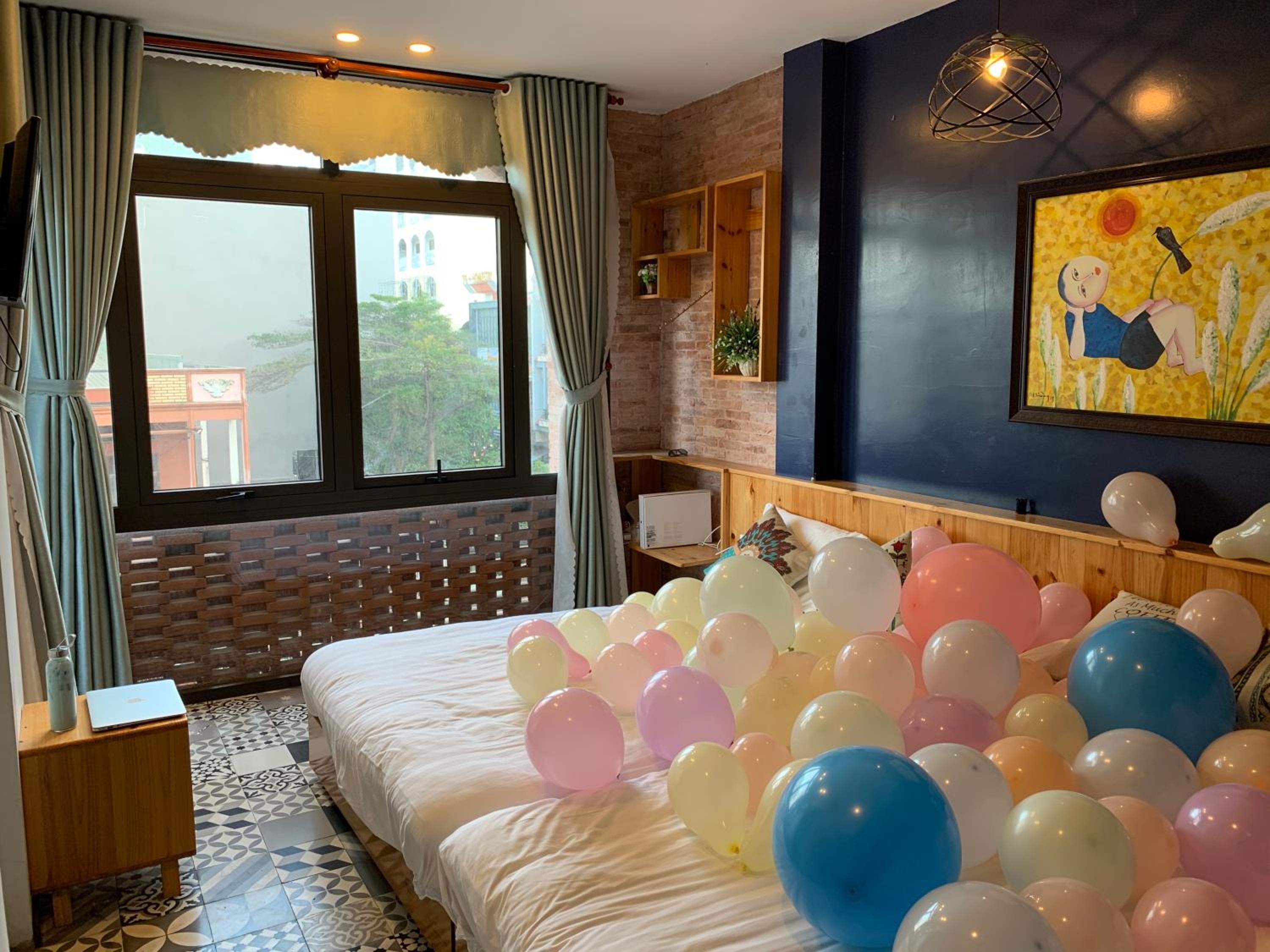 Quadruple Room with Balcony photo 3