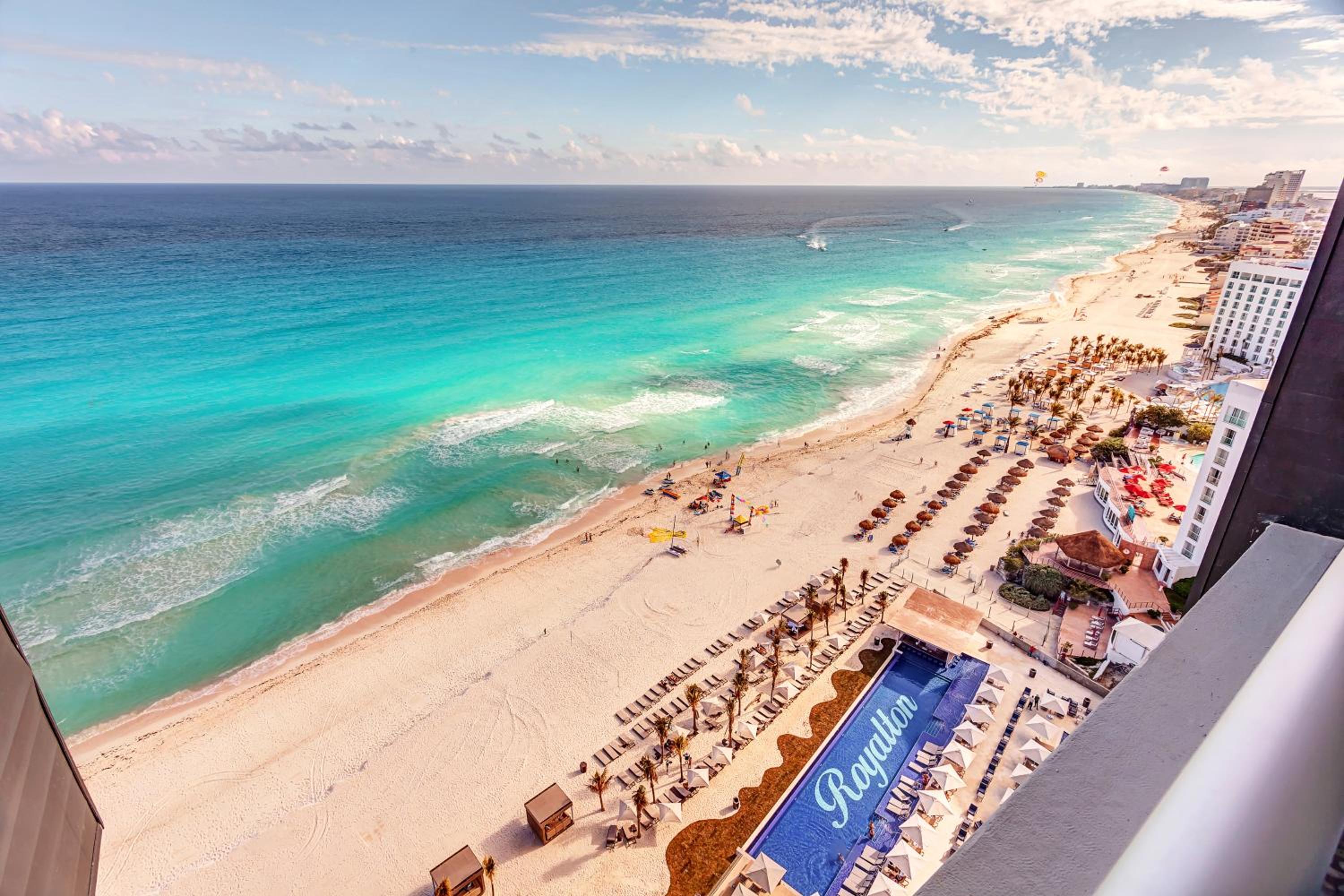 Luxury Chairman's Two Bedroom Suite Ocean Front Diamond Club - Photo 14
