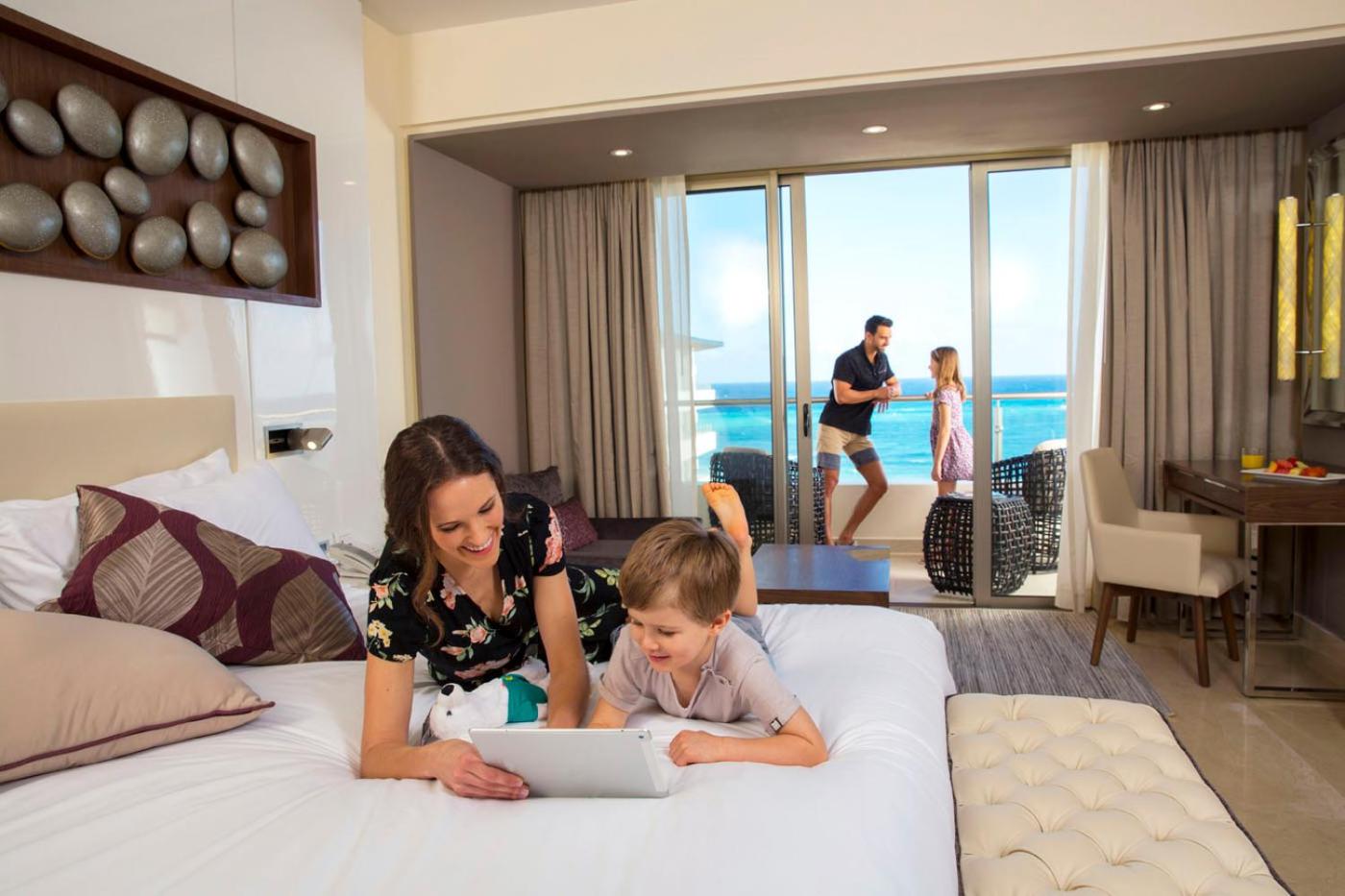 Luxury Chairman's Ocean view Three Bedroom Suite Diamond Club photo 2