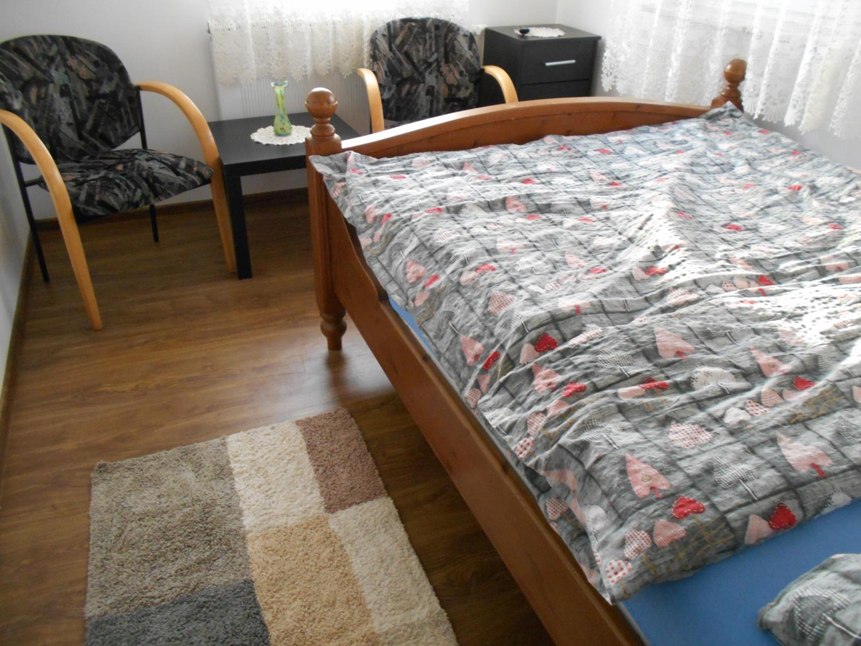 Double Room with Private Bathroom - Photo 8