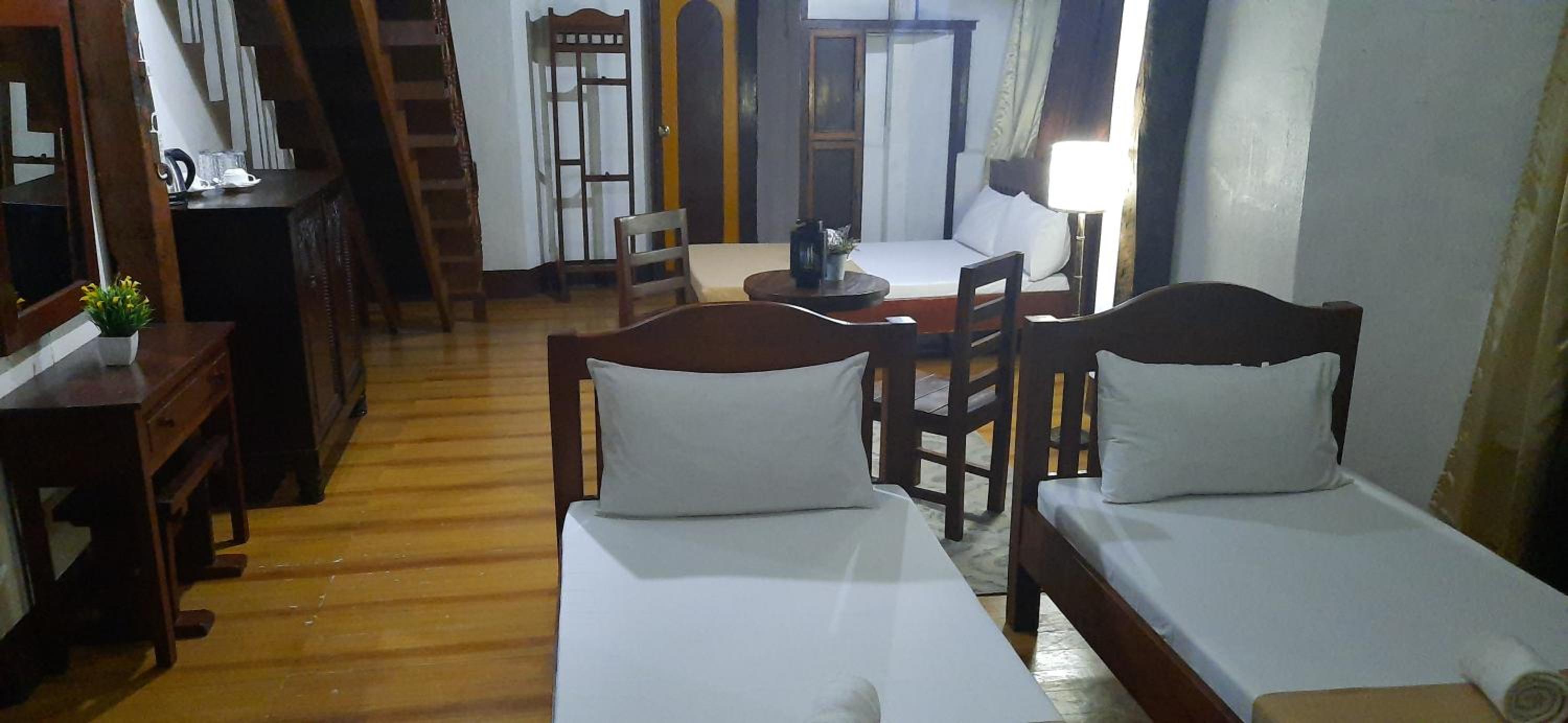 Family Room A - Photo 7