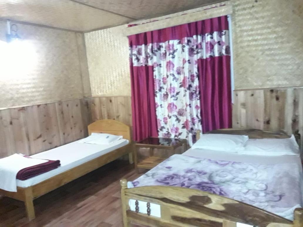 10-Bed Mixed Dormitory Room photo 1
