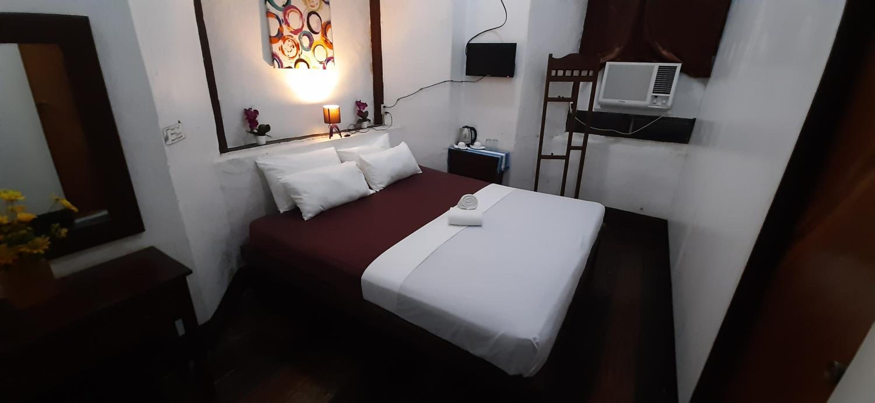 Deluxe Room - Photo 1