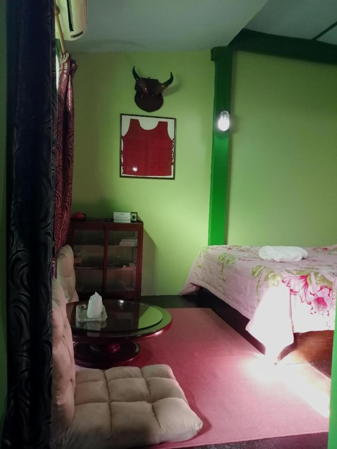Single Room photo 2