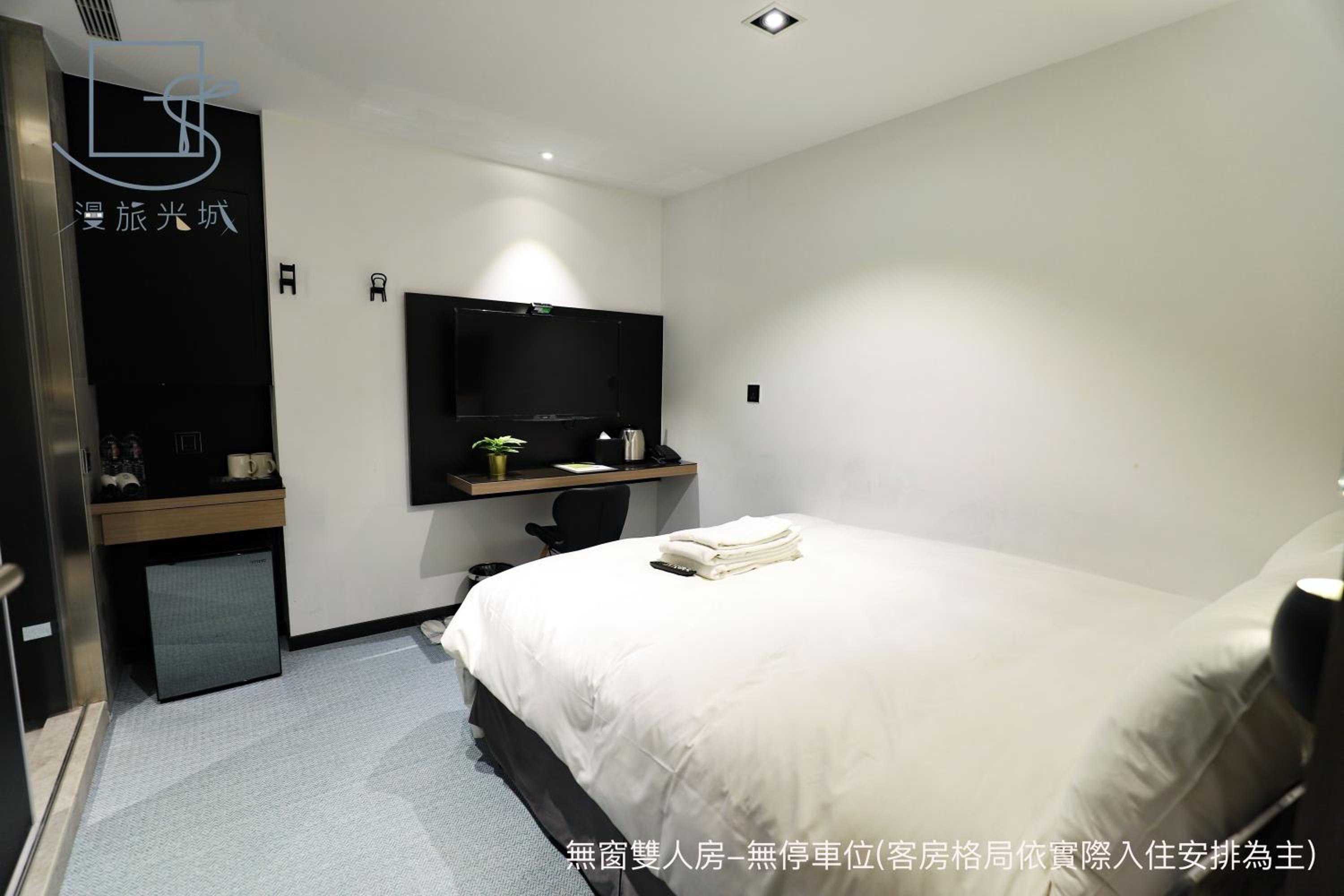 Economy Double Room - Photo 5