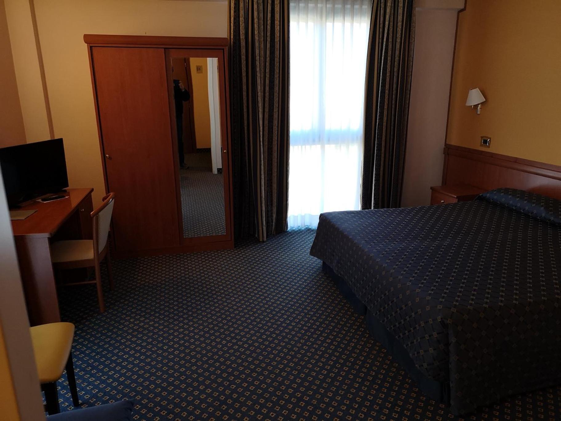 Superior Double Room - Photo 1