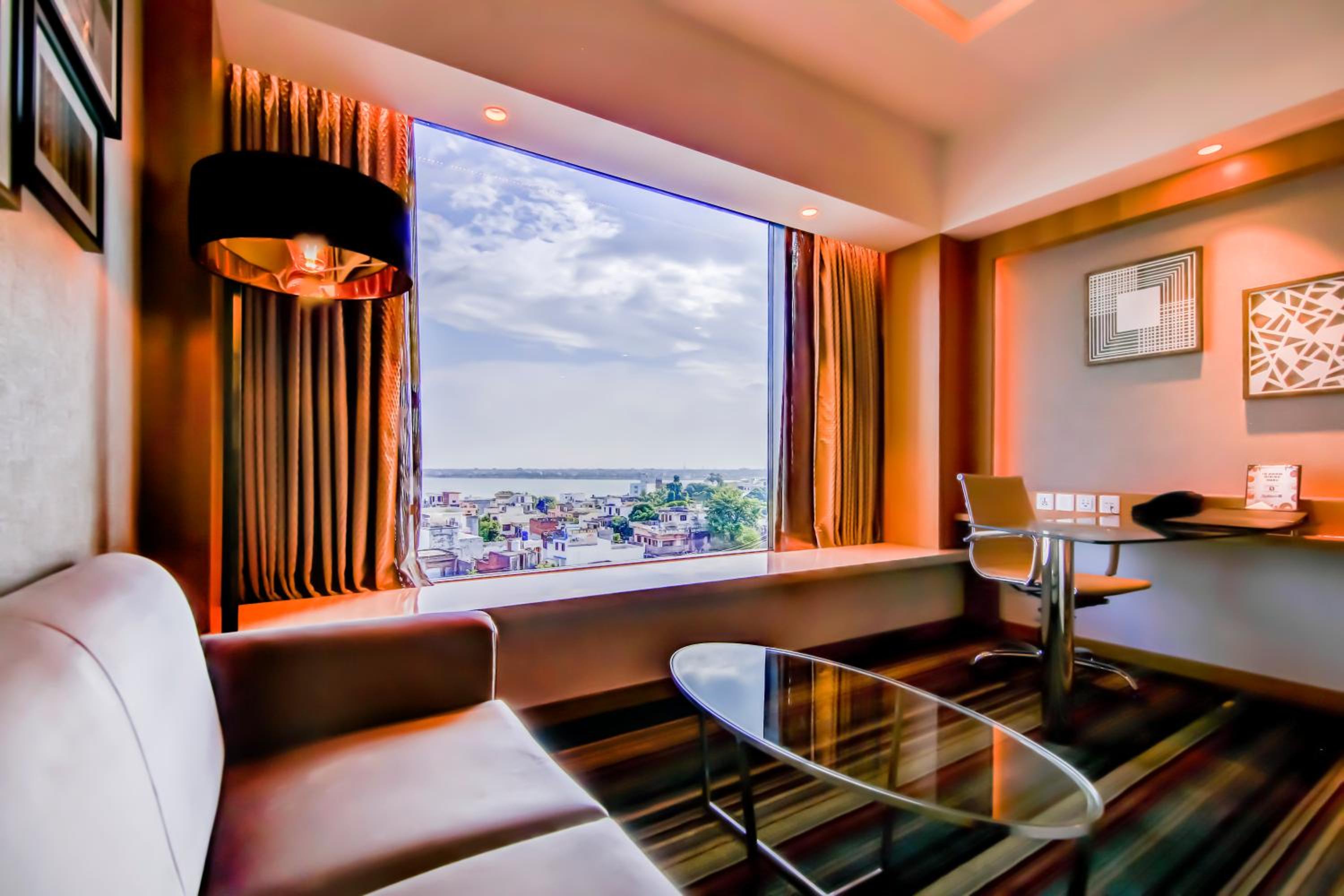 Executive Room with Lounge Access