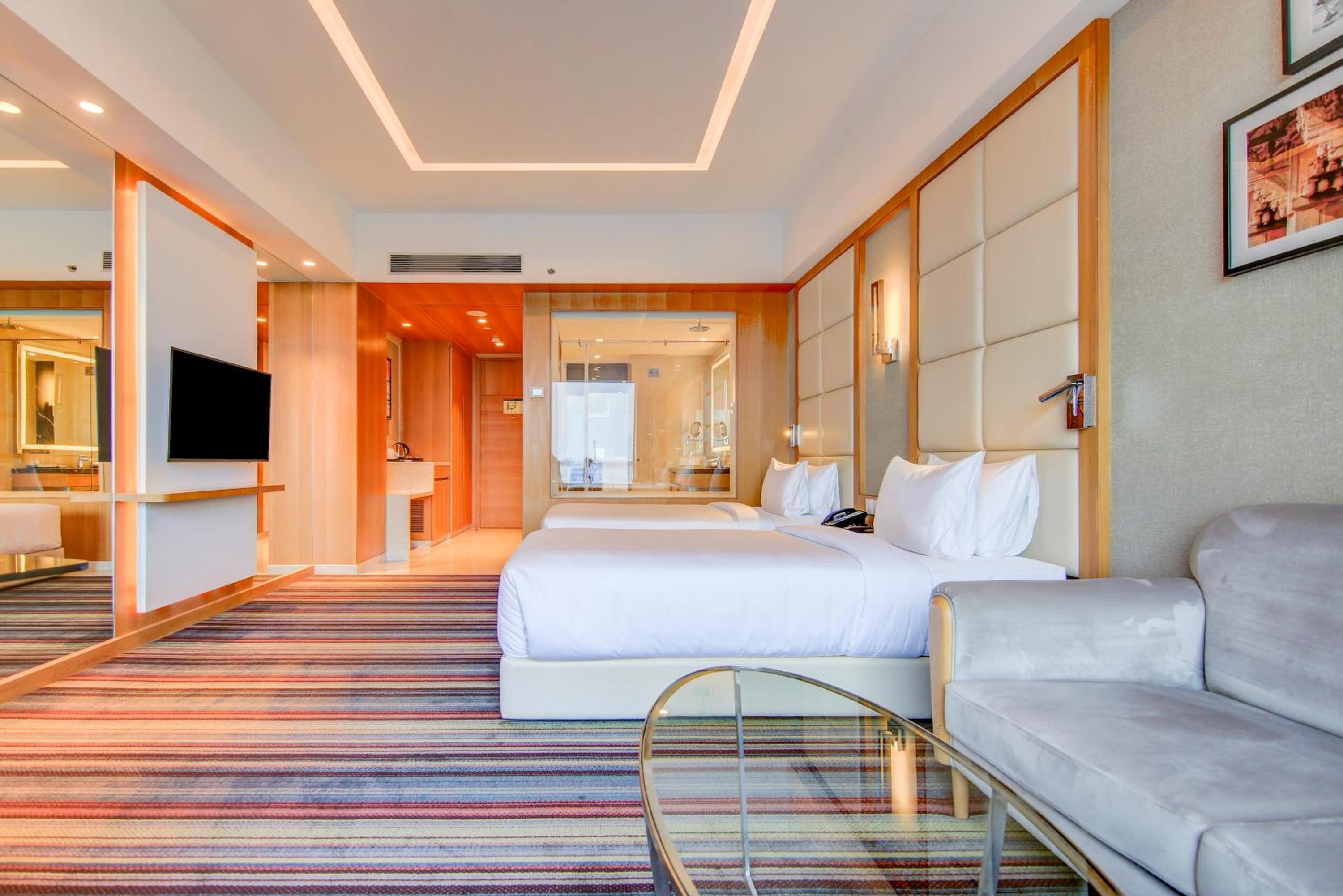 Executive Room with Lounge Access