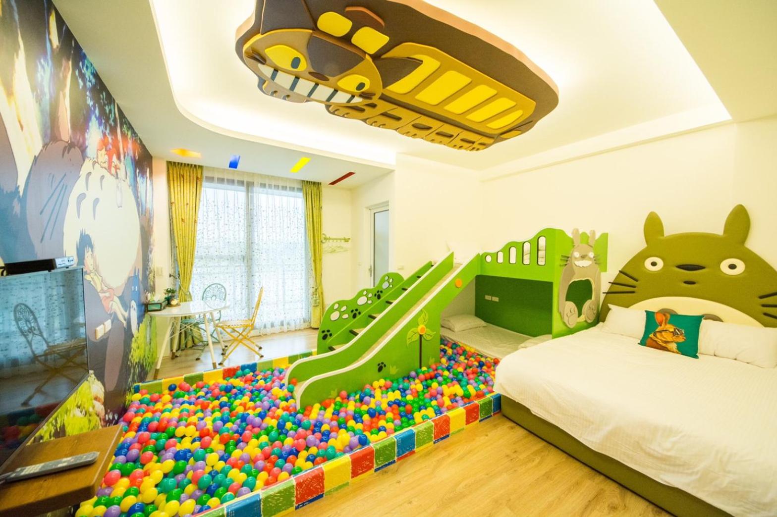Quadruple Room with Balcony photo 1