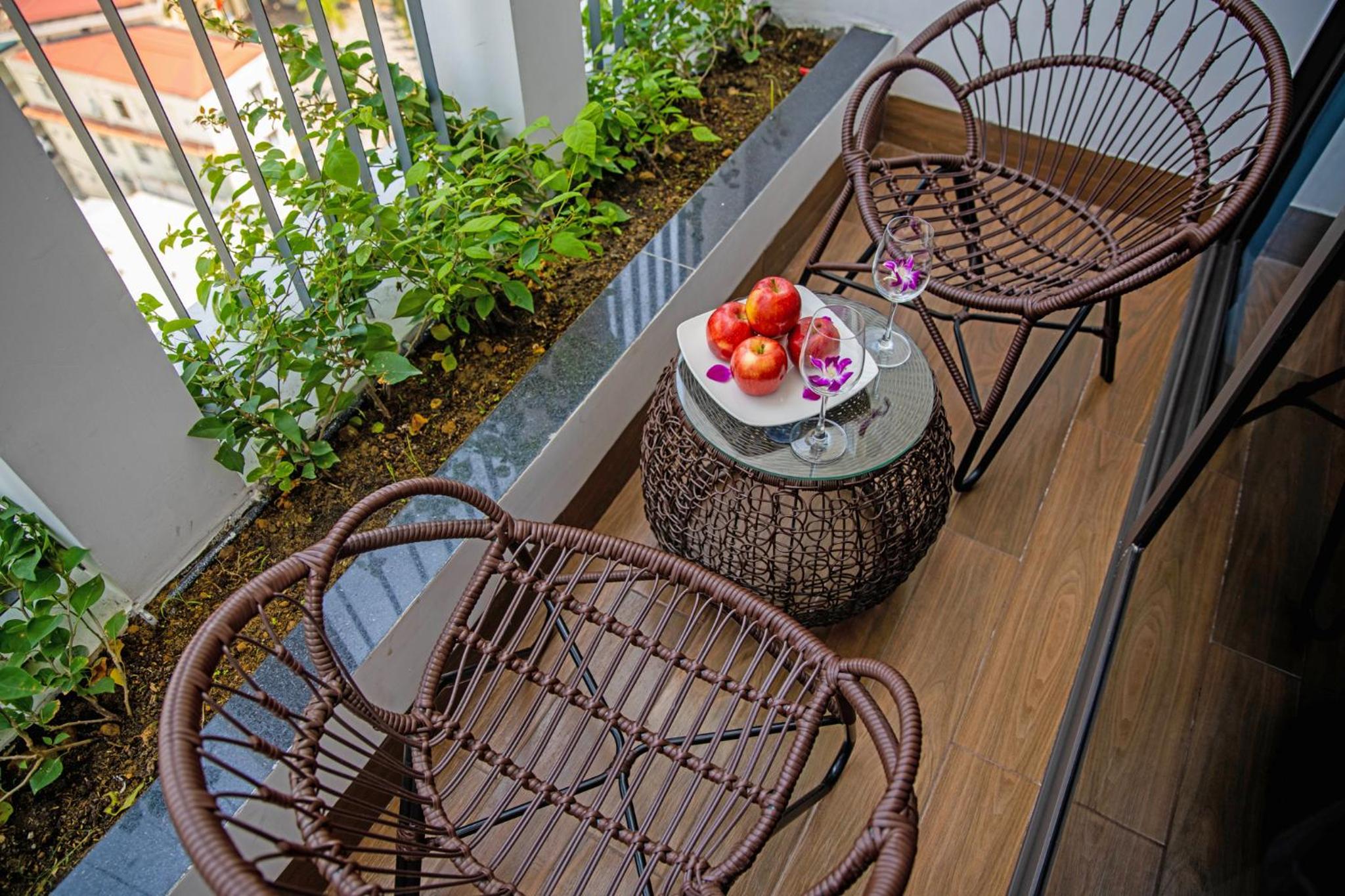 Premium Suite - Photo 21