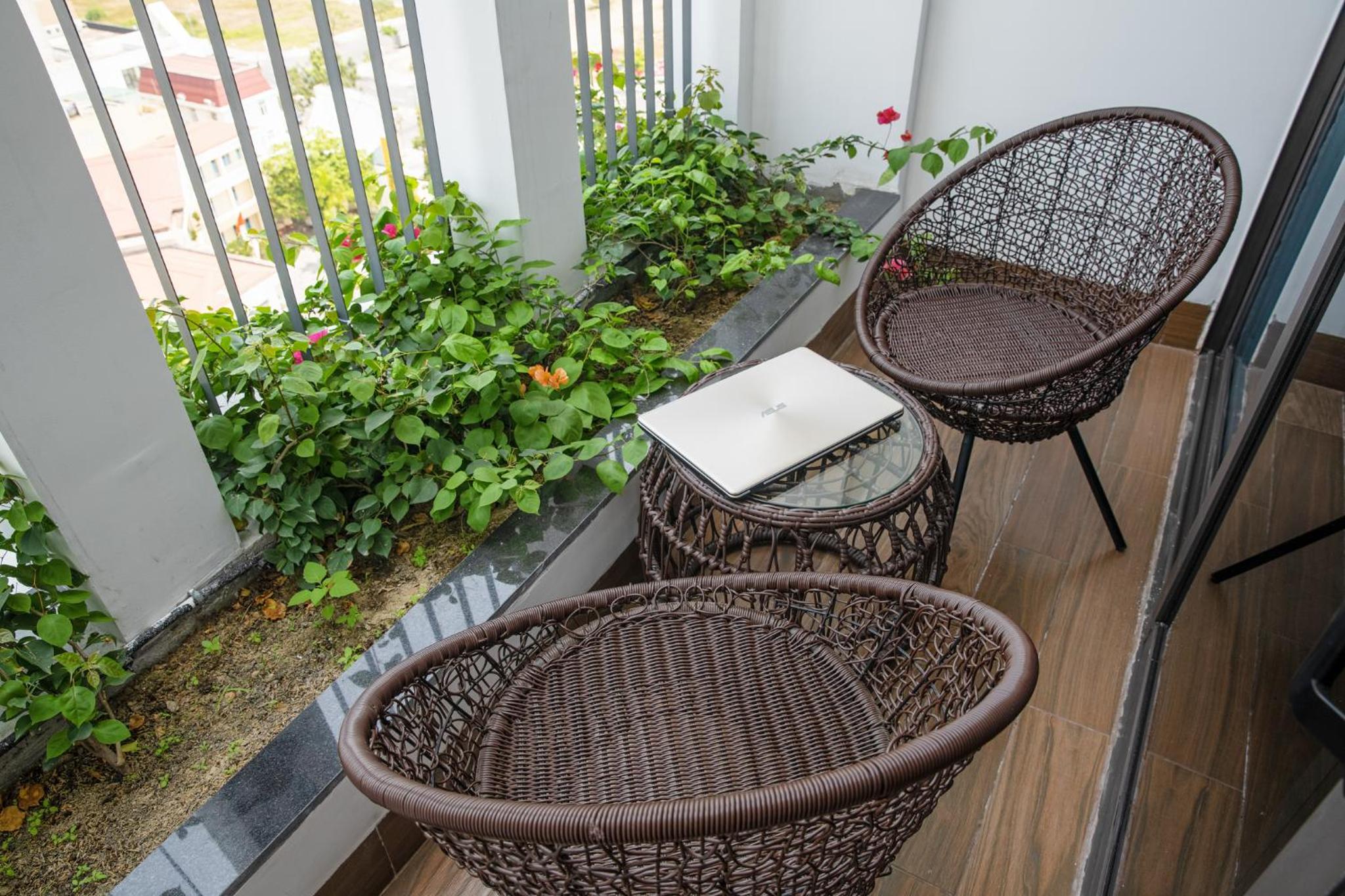 Premium Suite - Photo 22