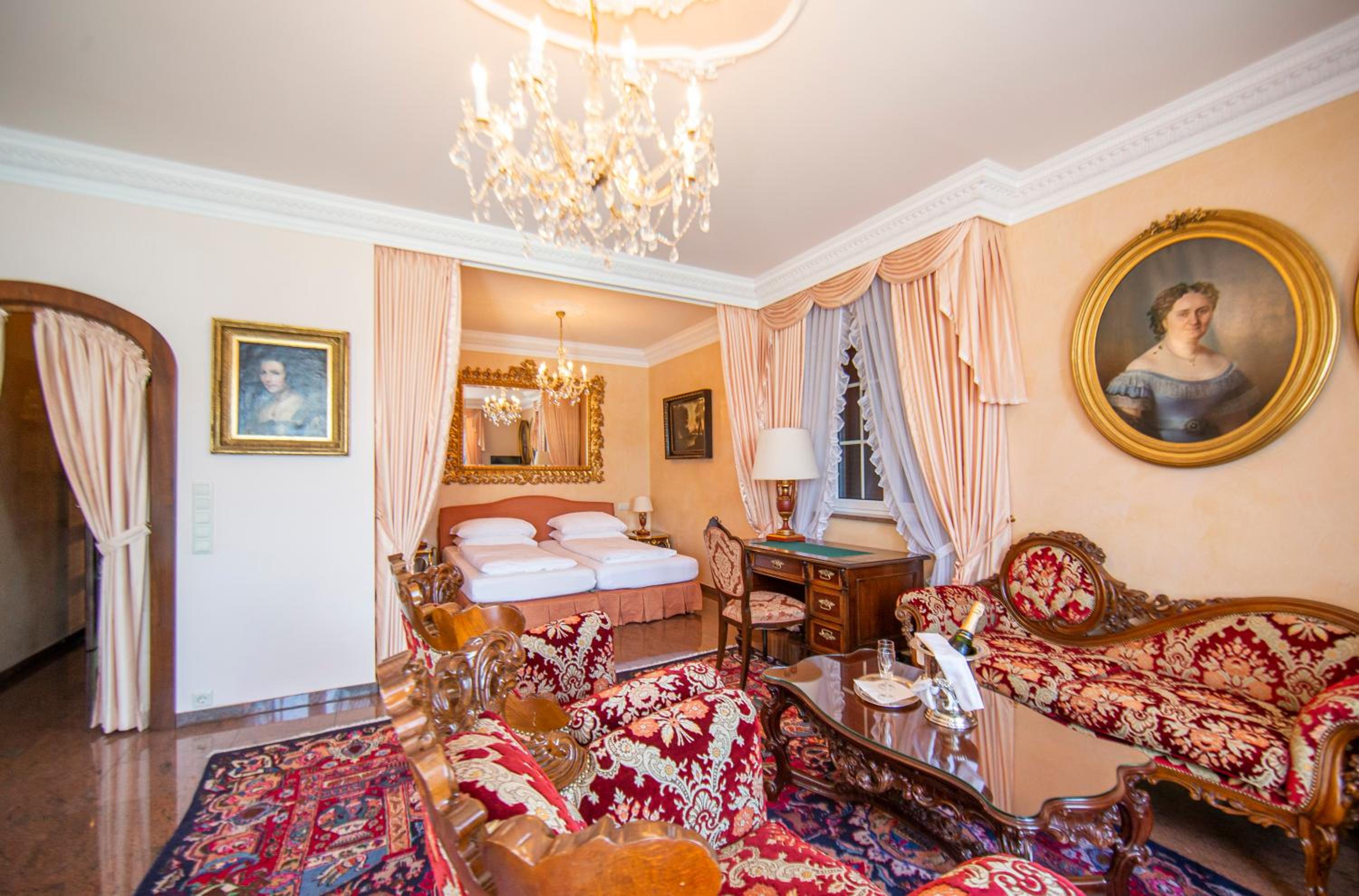 Superior Double Room - Photo 3