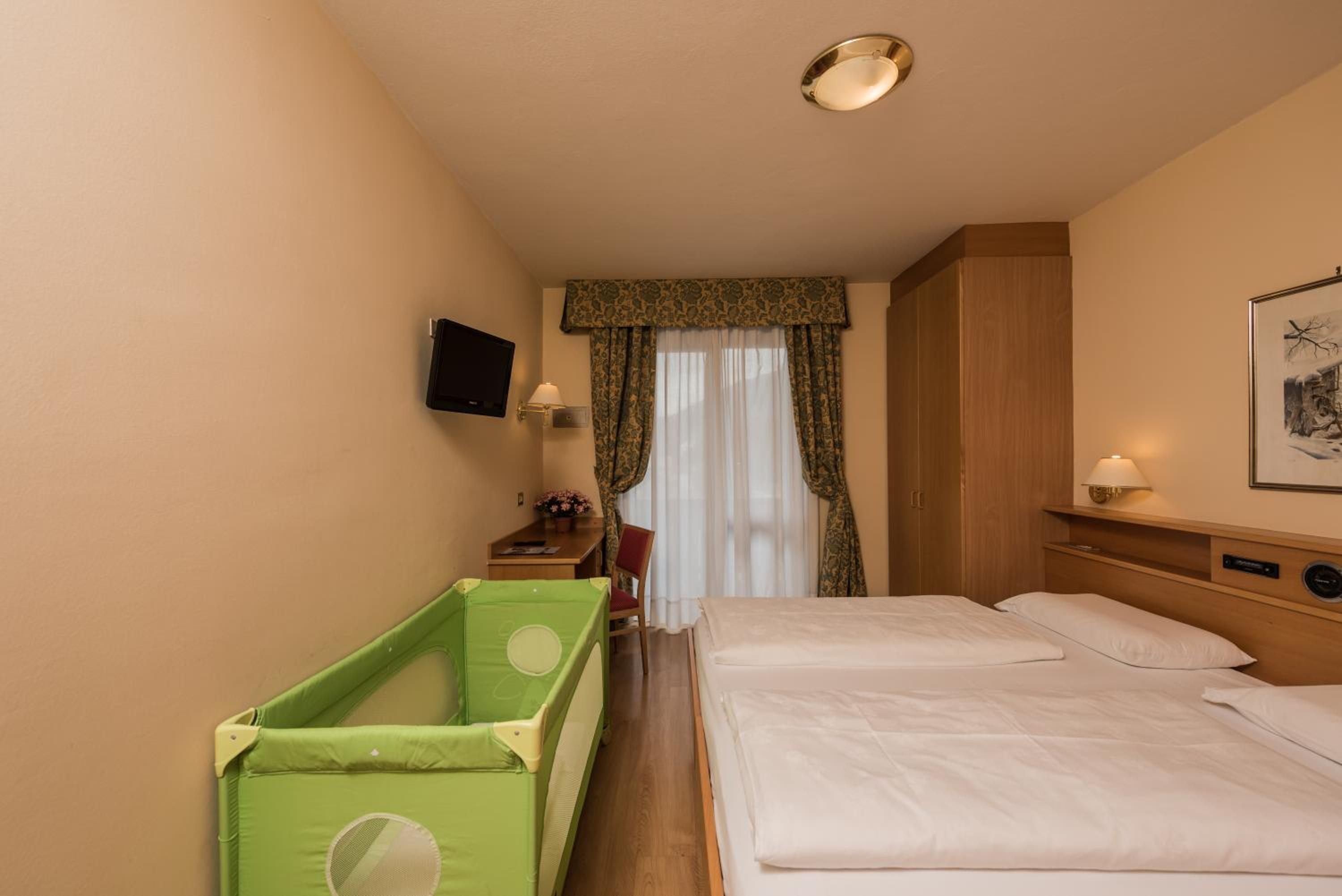 Double Room with Balcony - Photo 1