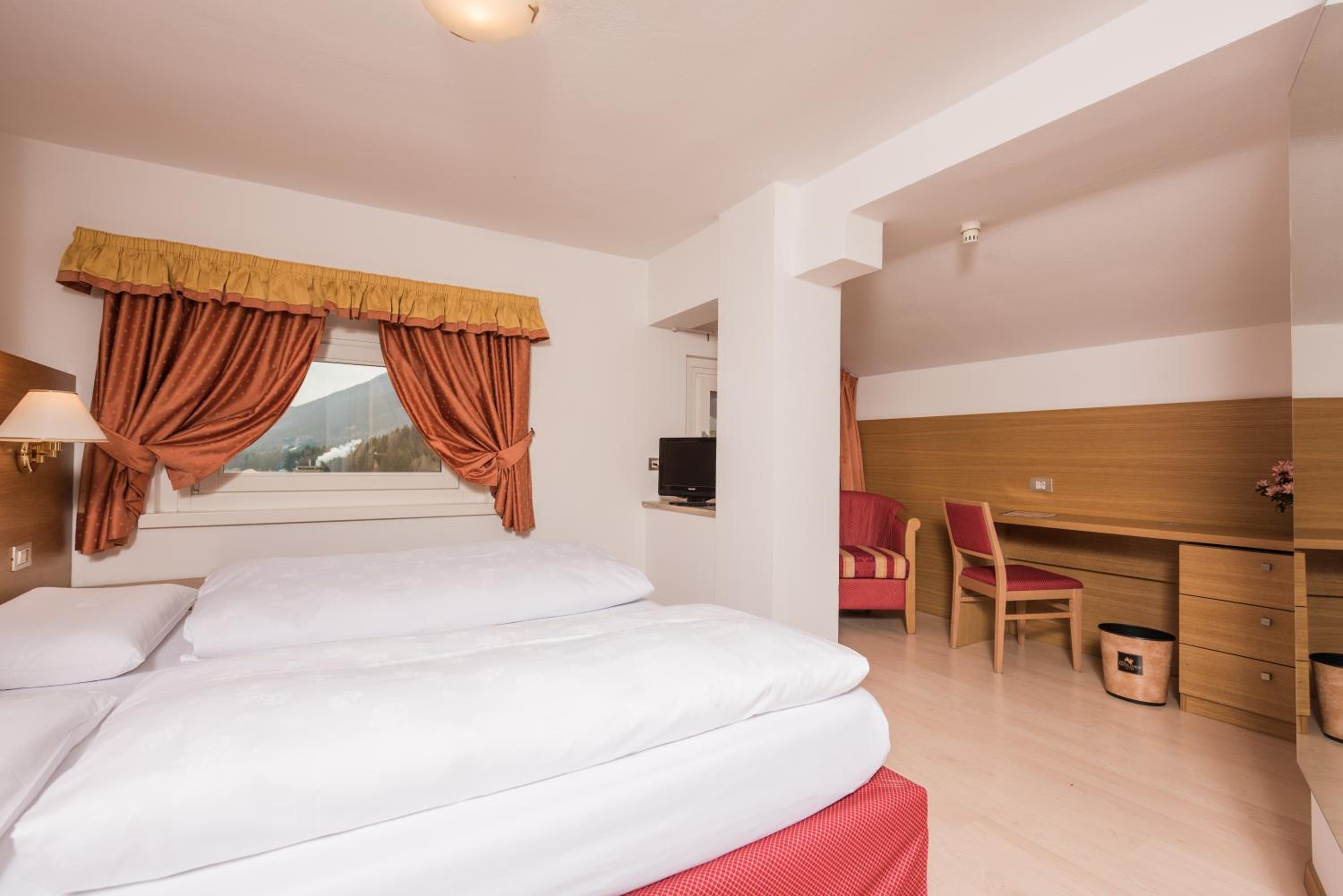 Classic Double Room - Photo 4