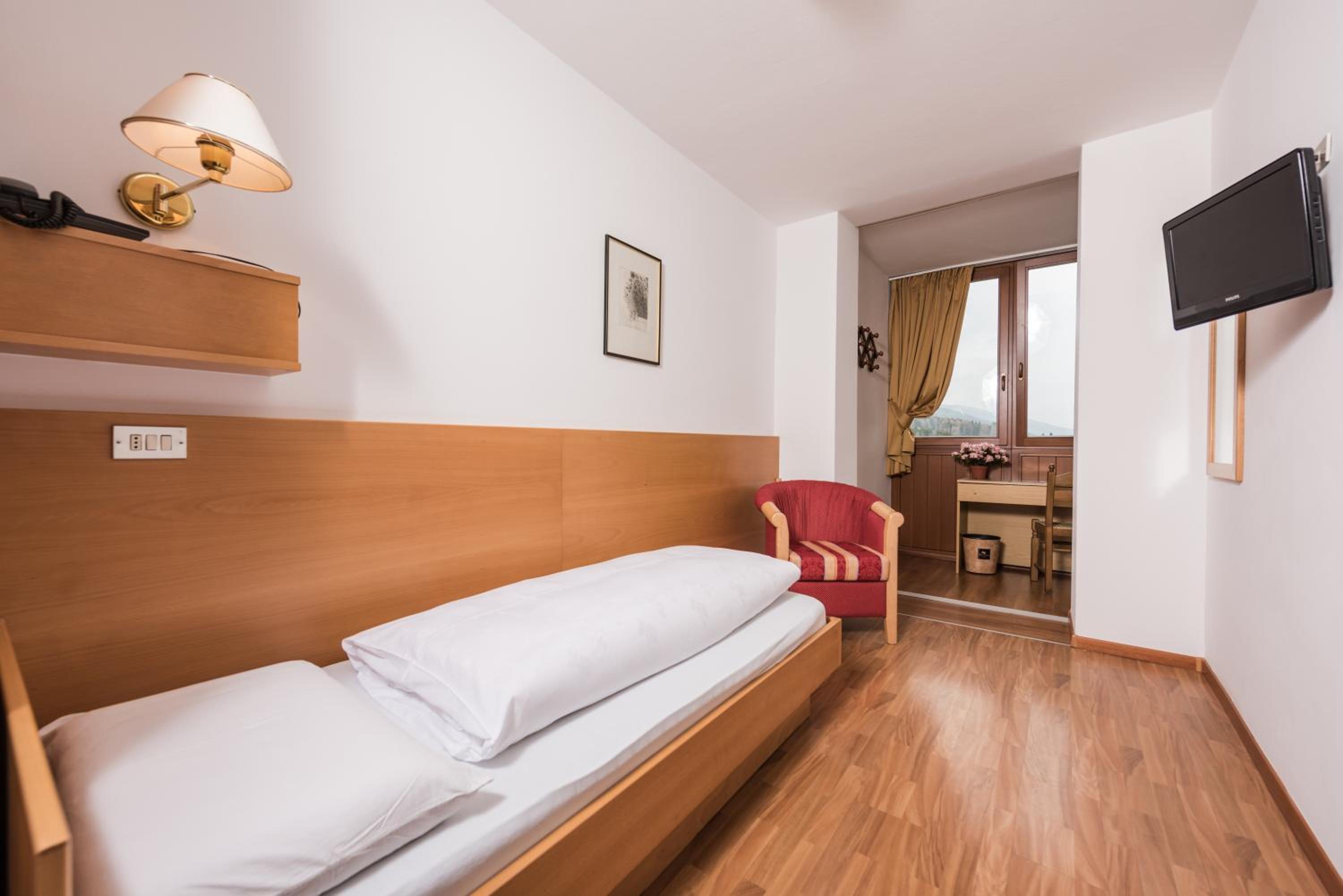 Single Room photo 2