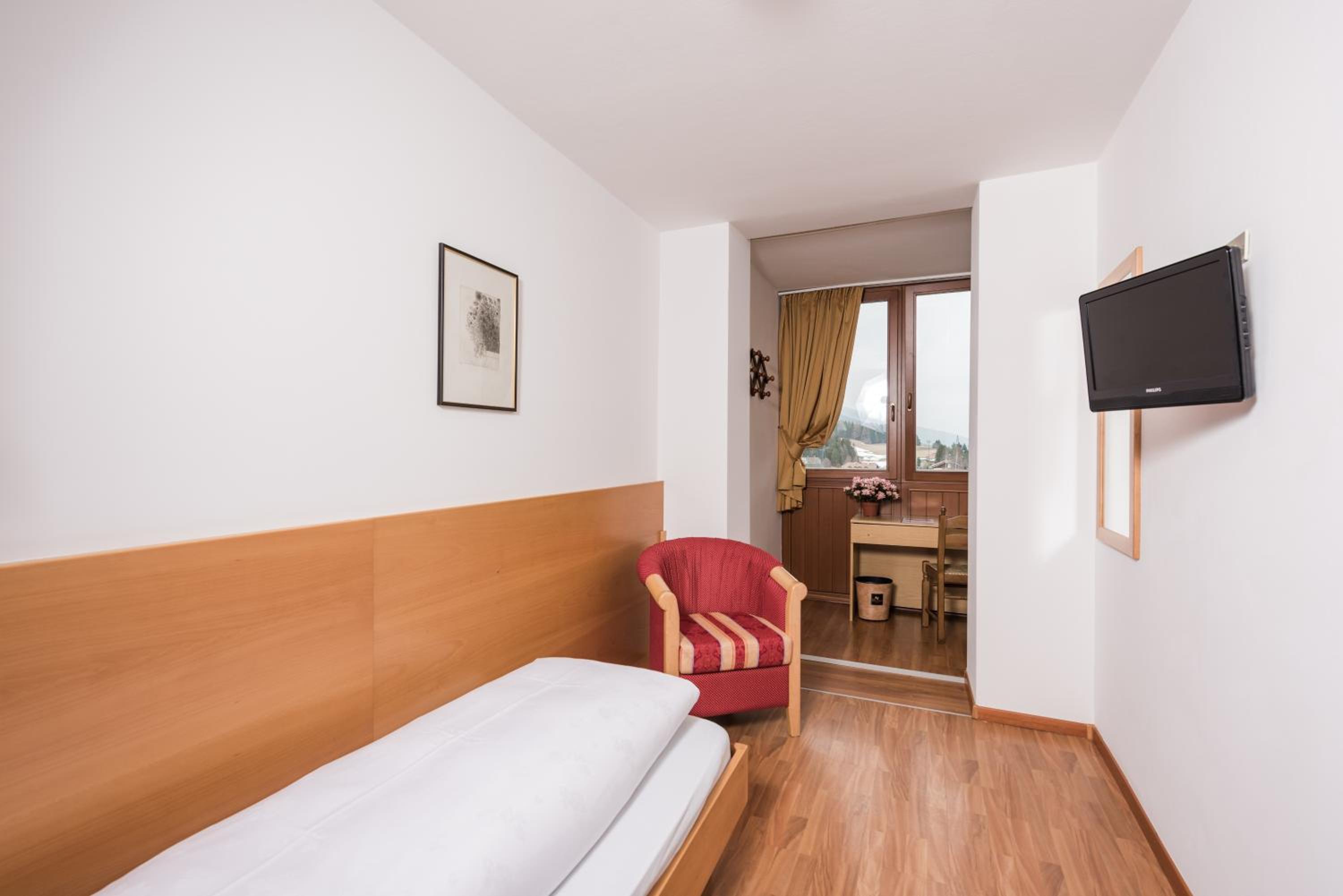 Single Room photo 3