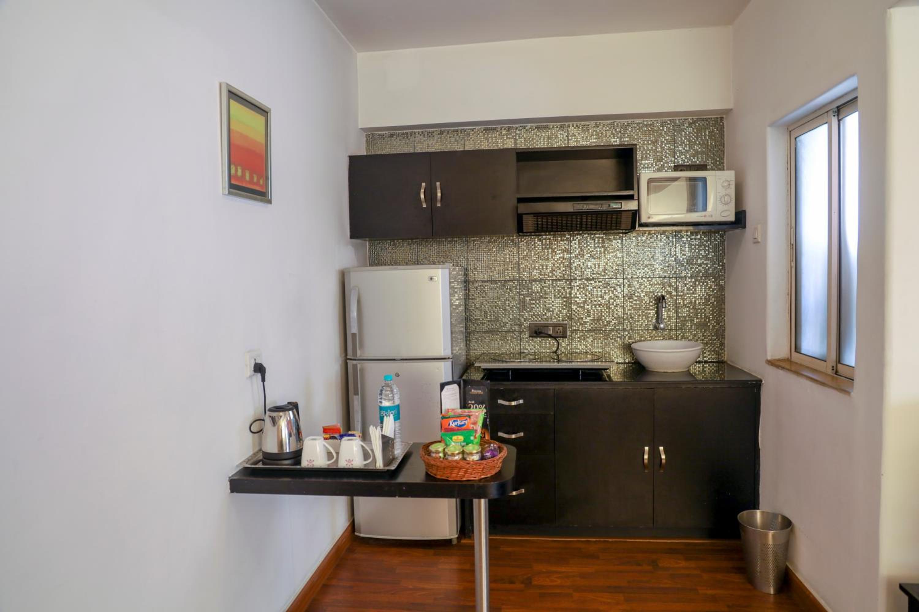 Deluxe Suite with 15% Discount on Food & Beverages - Photo 6