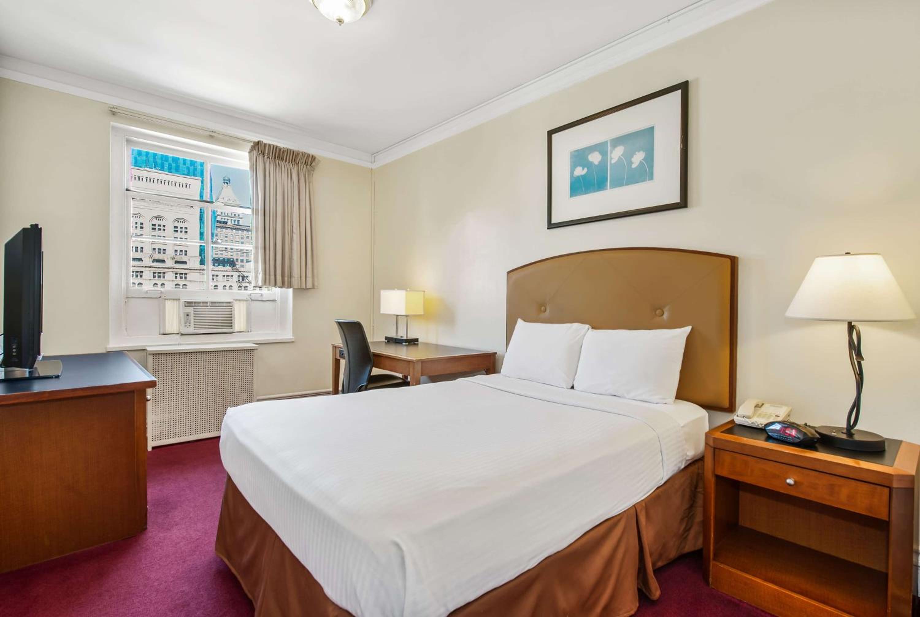 Double Room with One Double Bed Non-Smoking - Photo 1