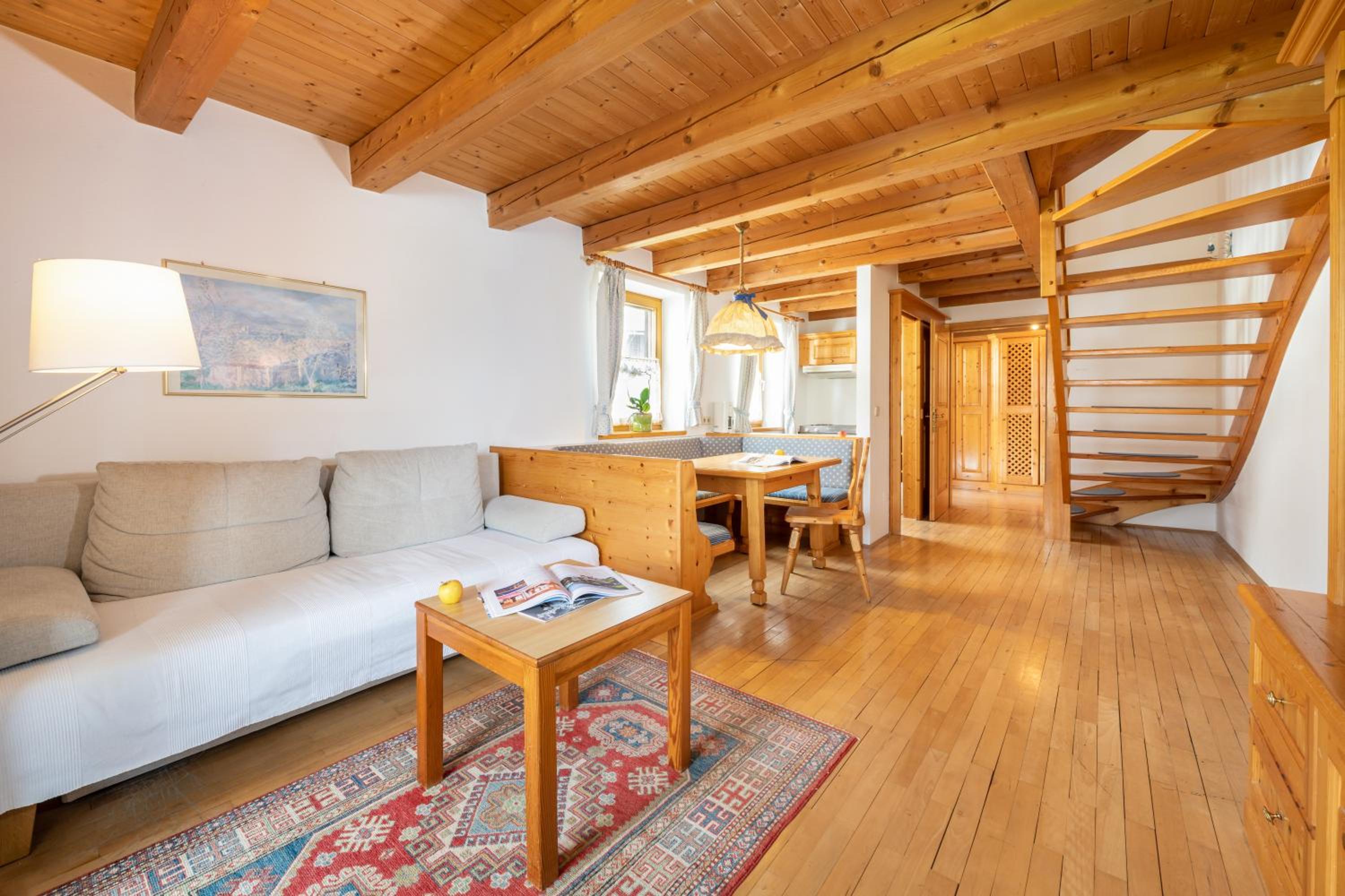 Family Room with Balcony photo 3
