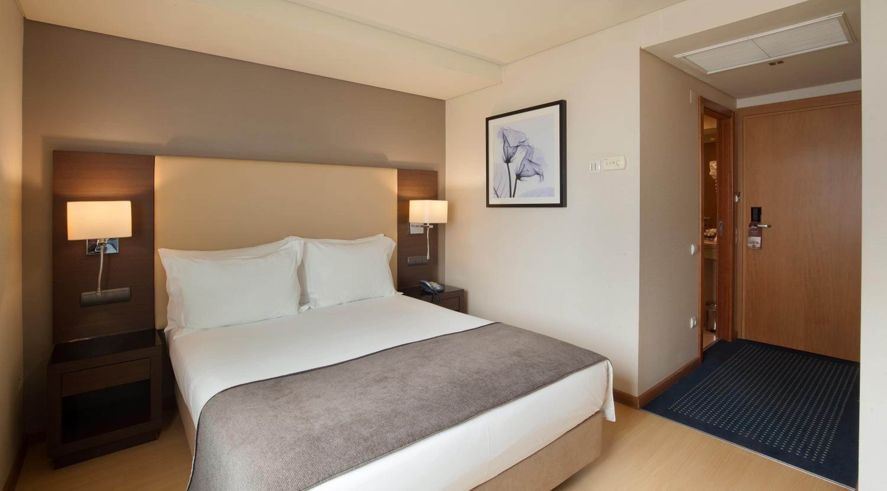 Double Room - Photo 3
