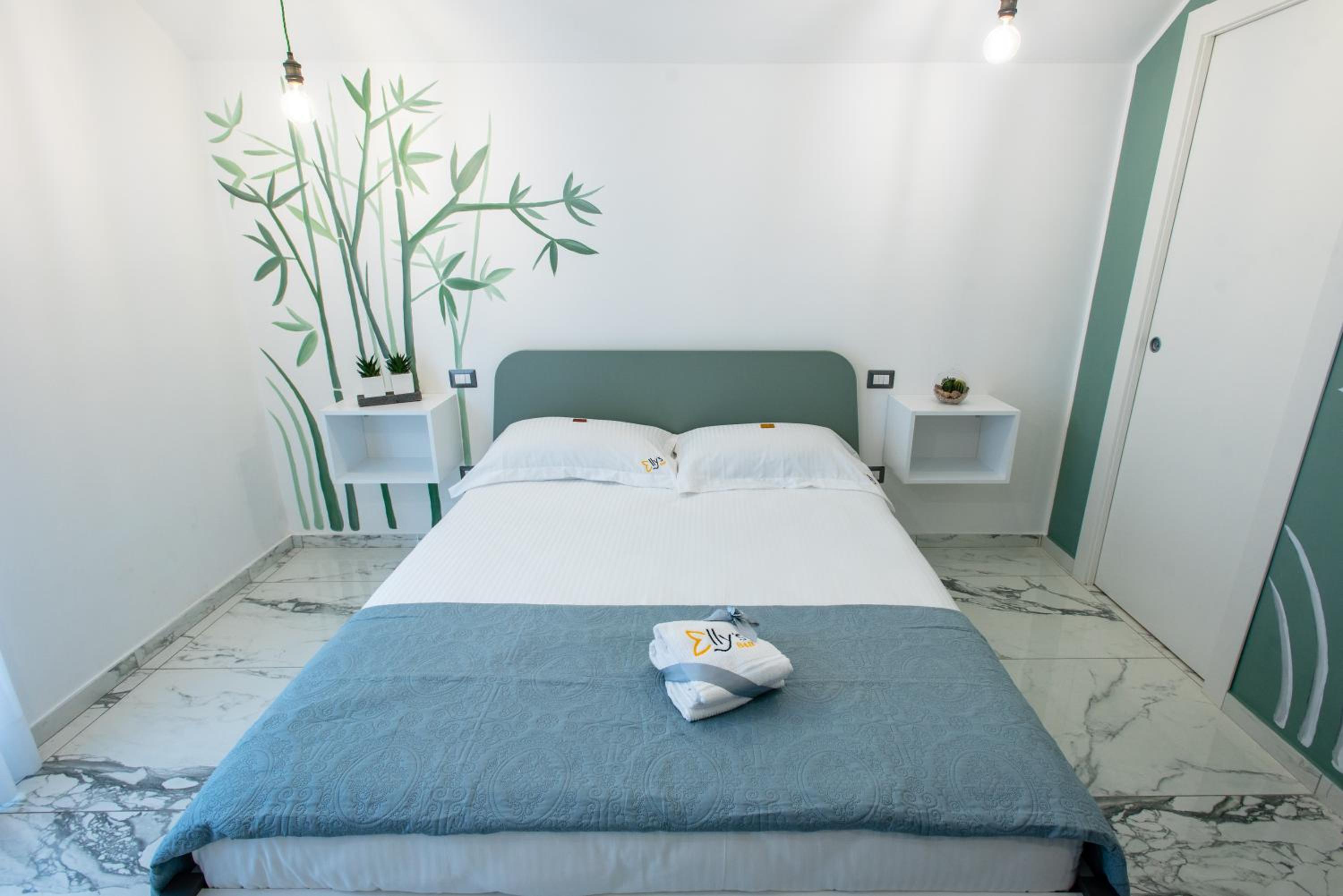 Double Room with Private Bathroom - Photo 4