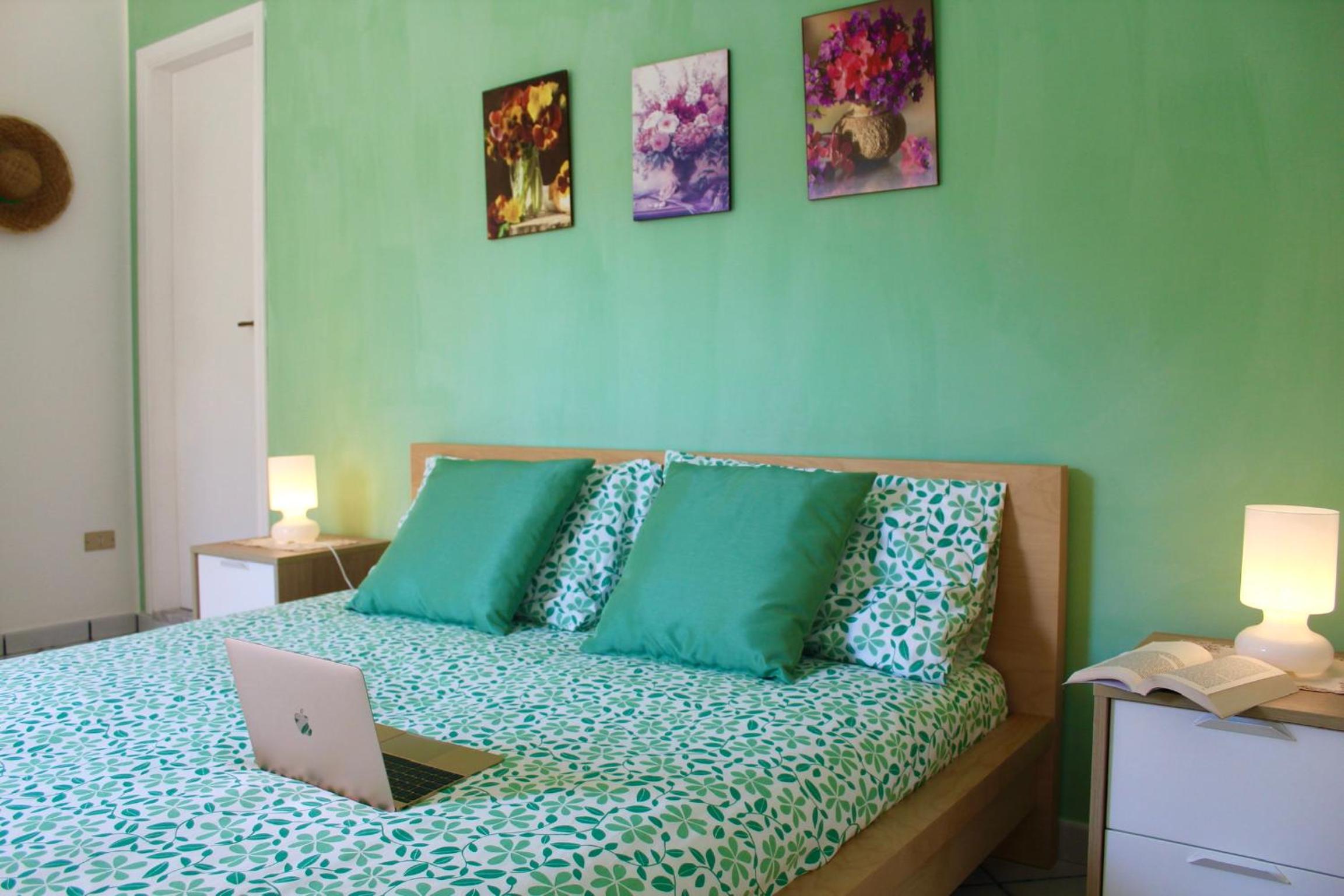 Large Double Room photo 3